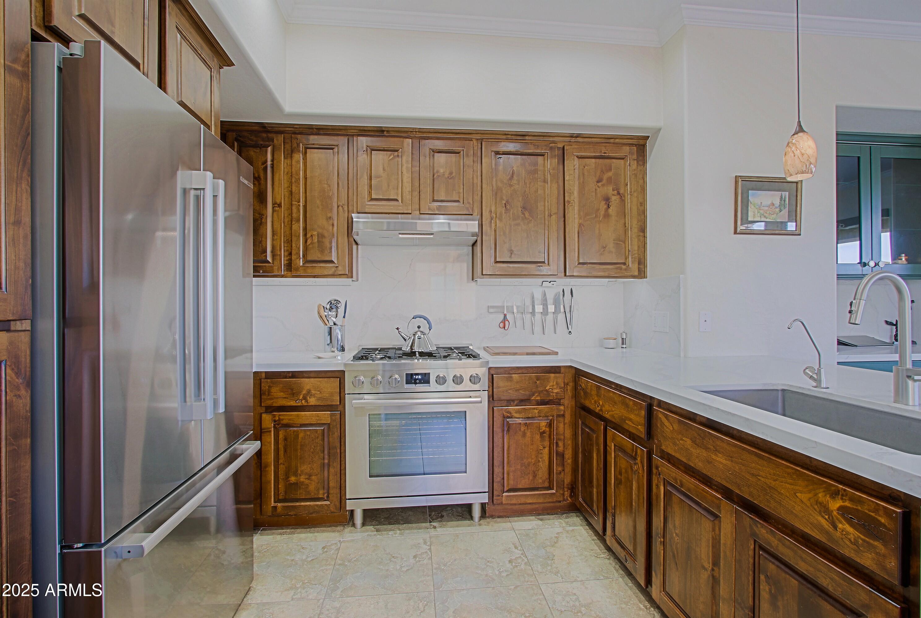 20750 N 87TH Street, 2115