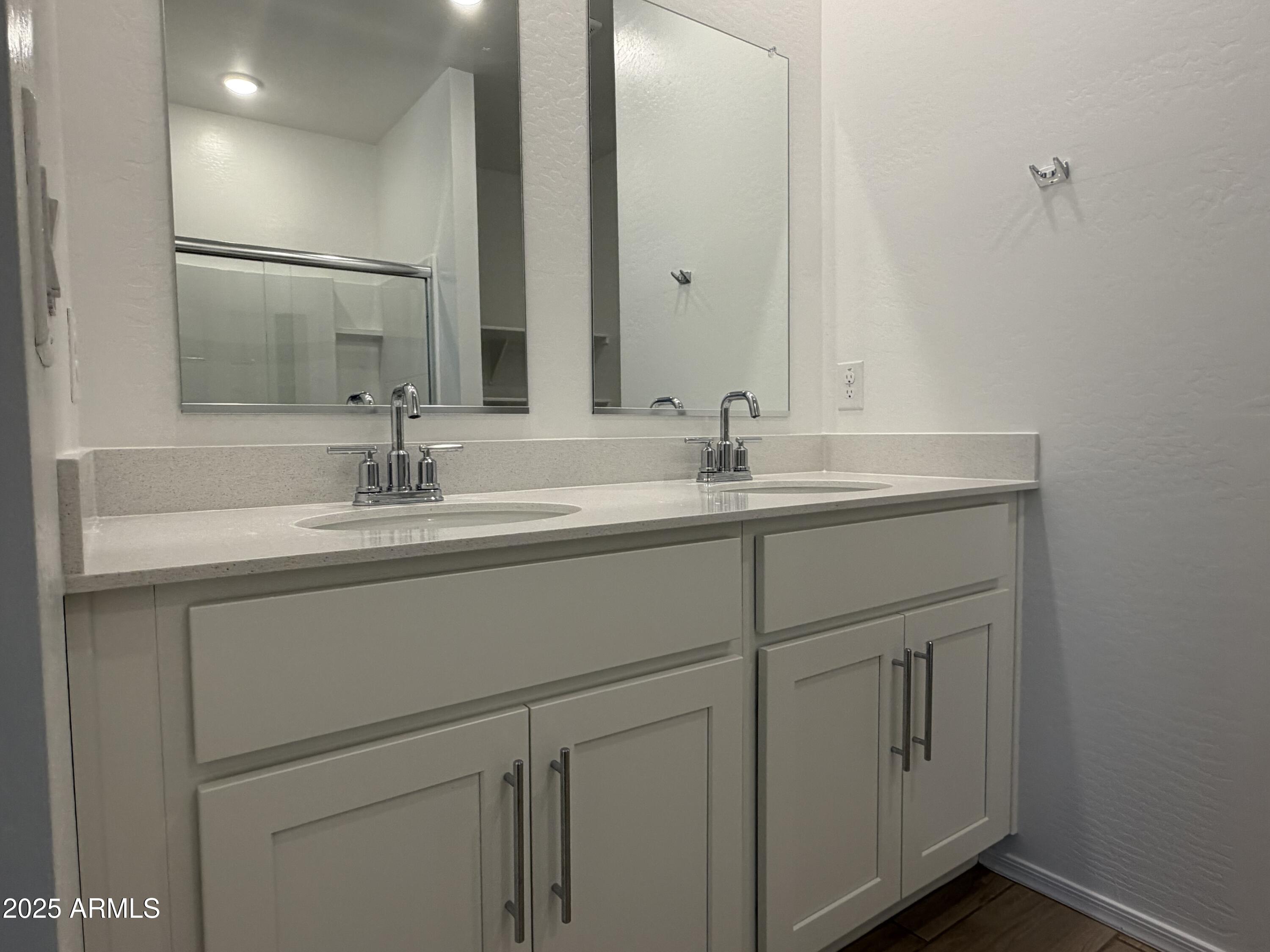 24168 W BOWKER Street