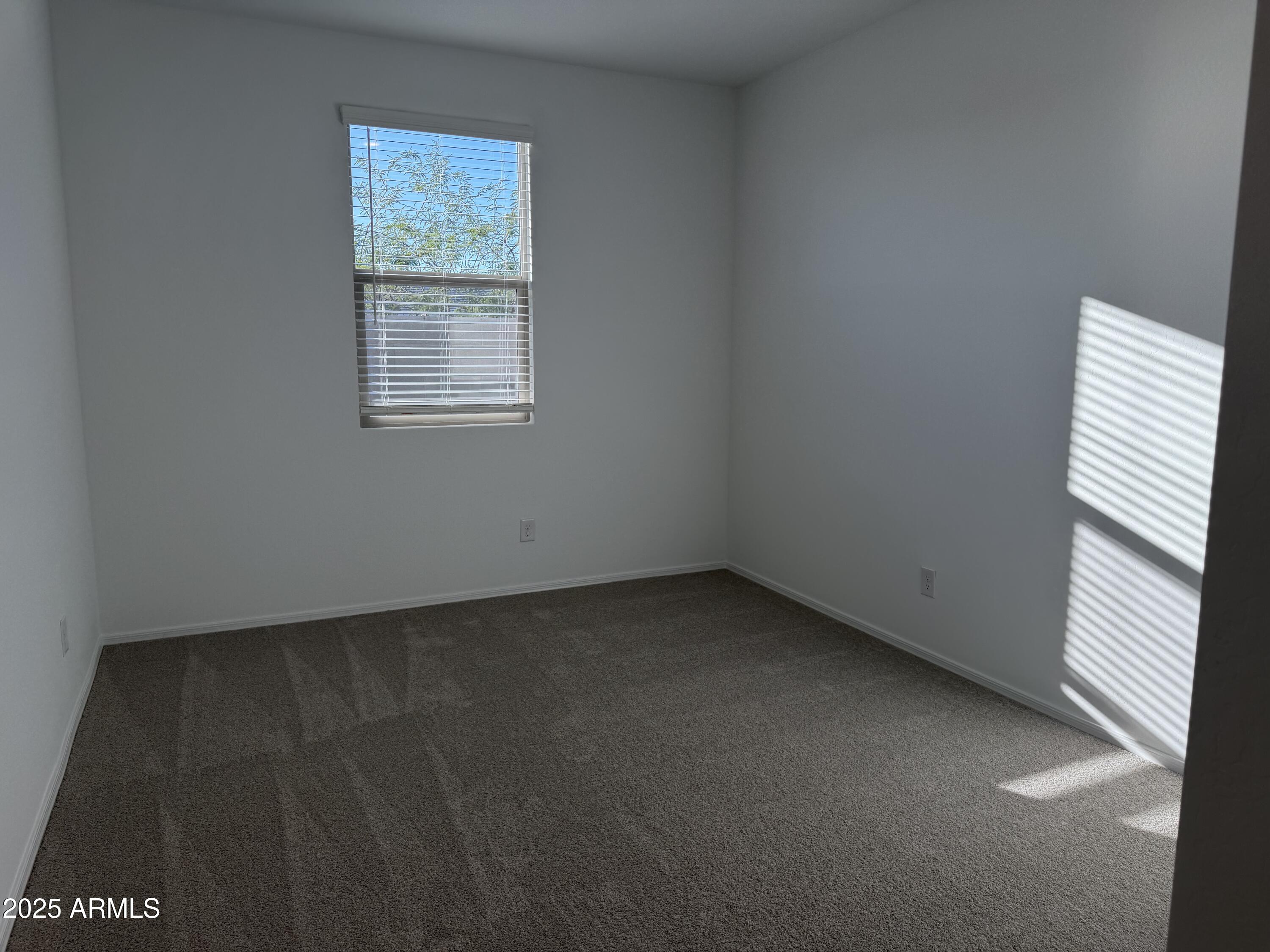 24168 W BOWKER Street