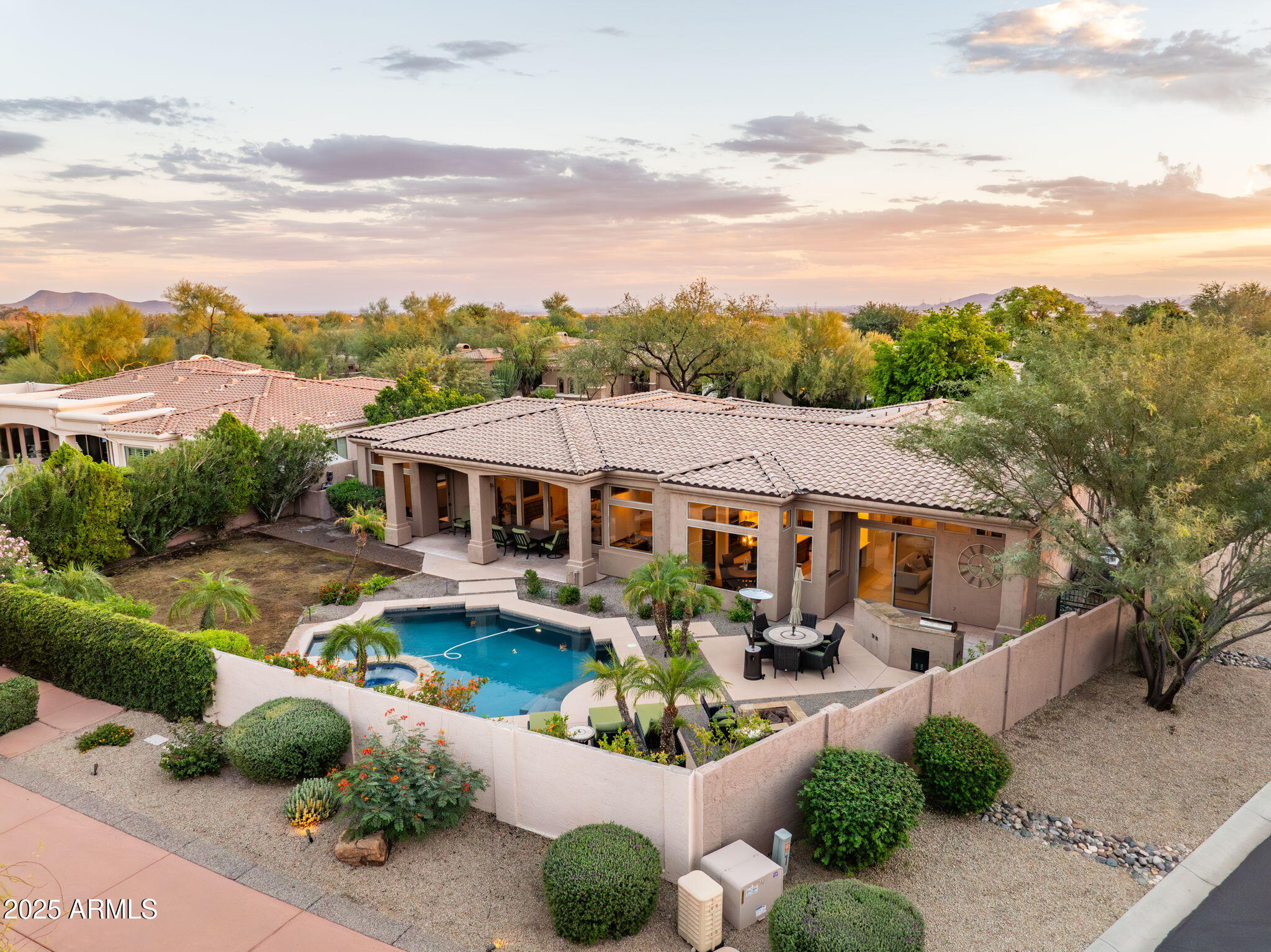 7846 E CANDELARIA Drive