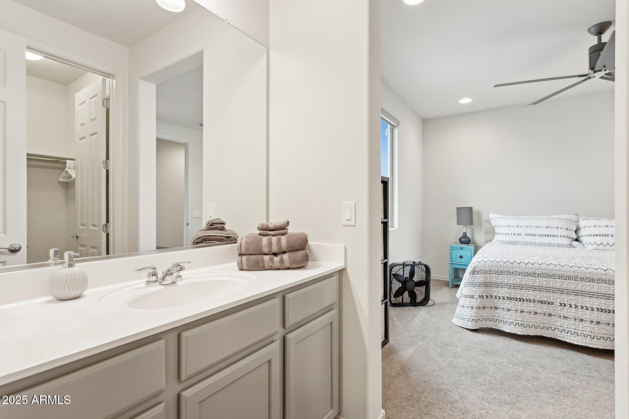 7180 W TOMBSTONE Trail