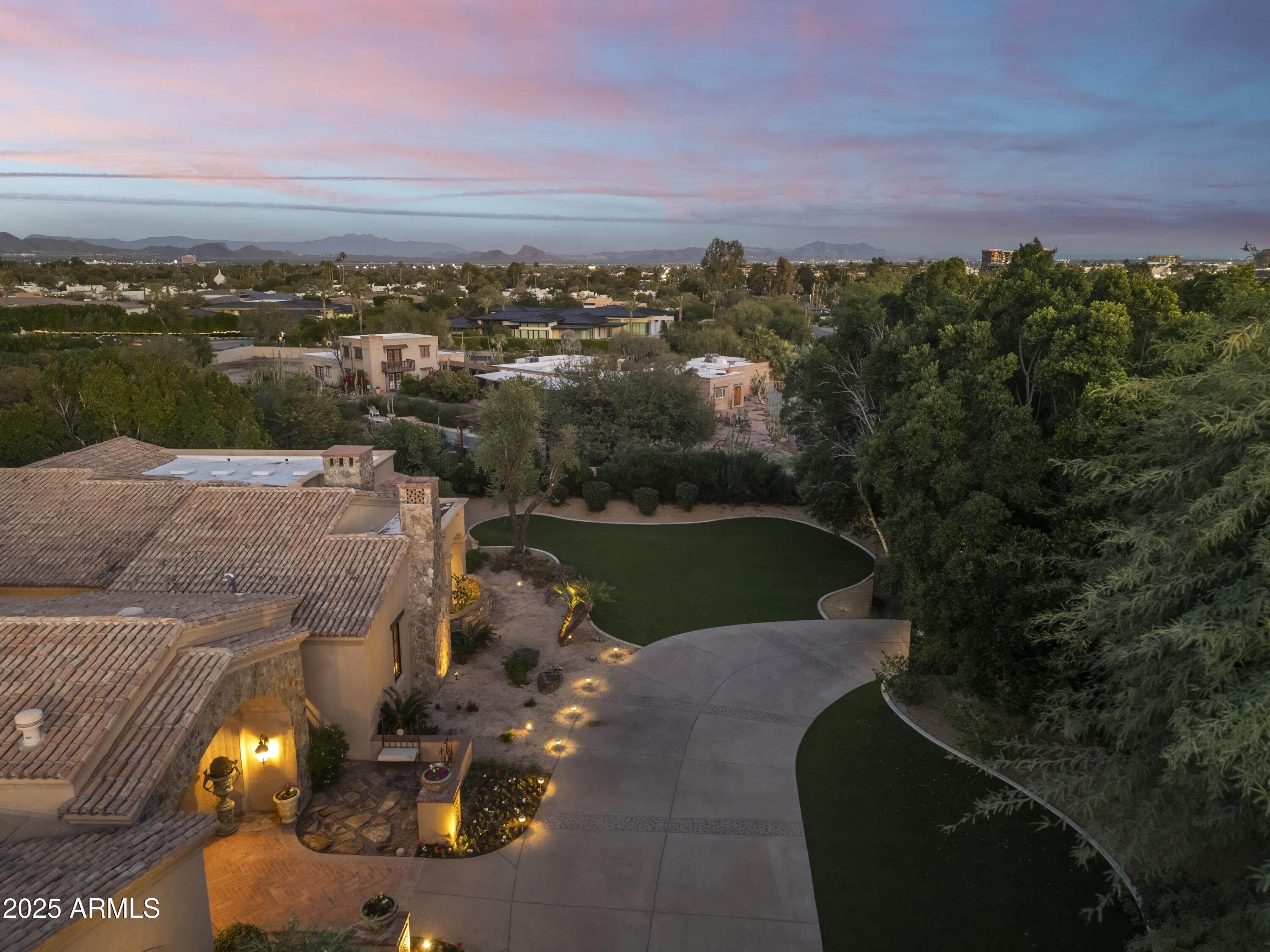 6402 E CHAPARRAL Road