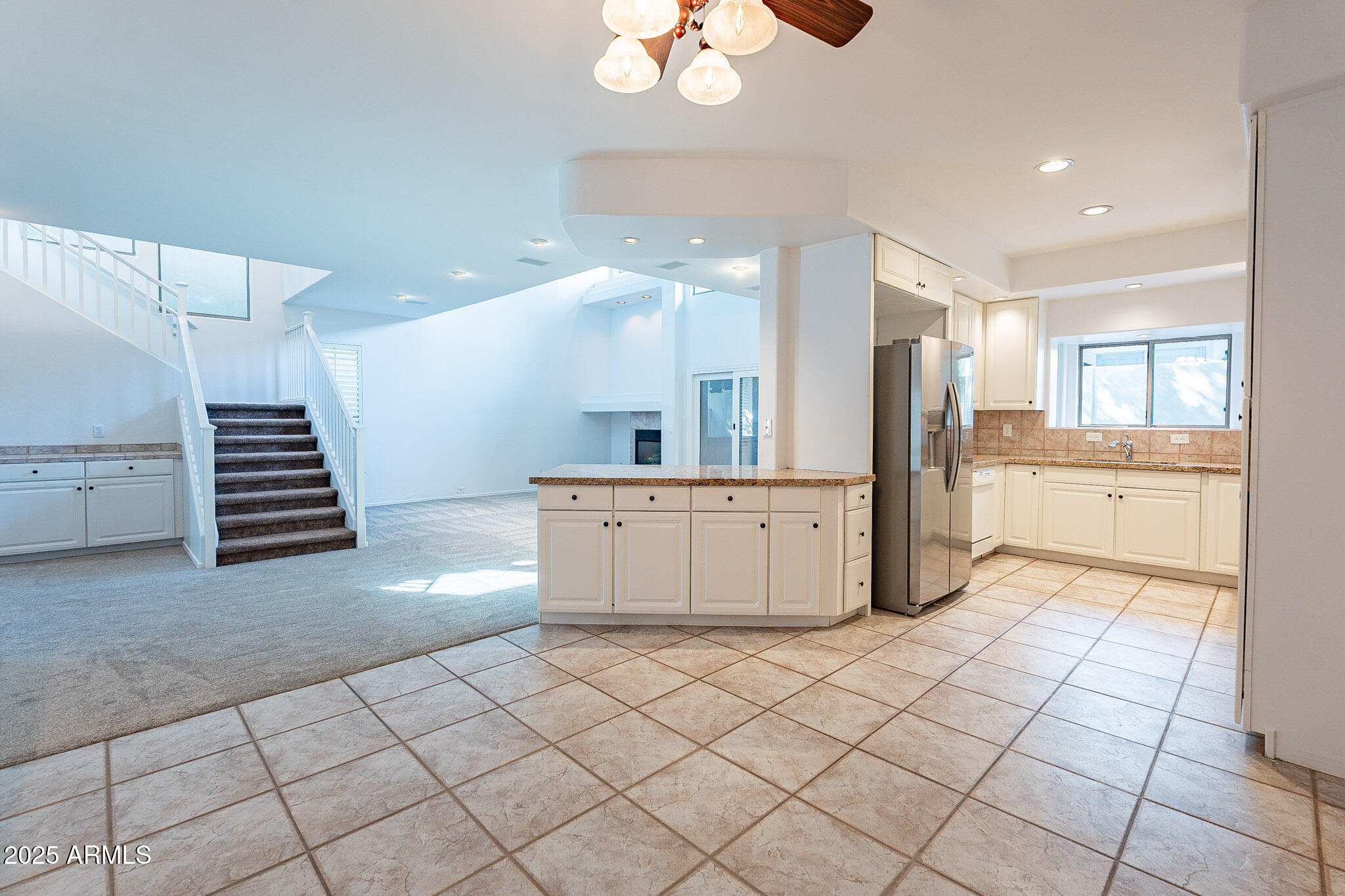 7240 N DREAMY DRAW Drive, 123