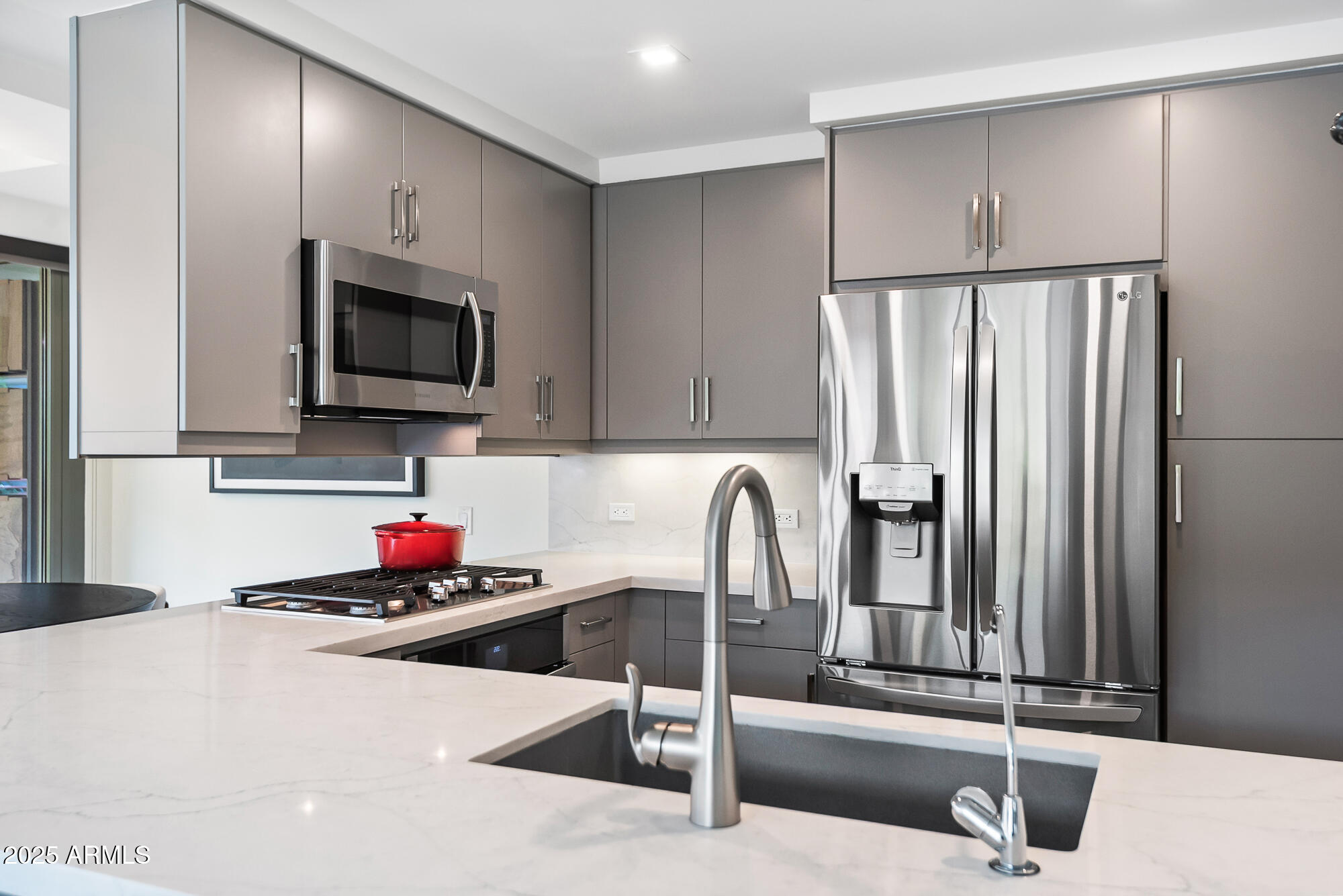 7141 E RANCHO VISTA Drive, 6007