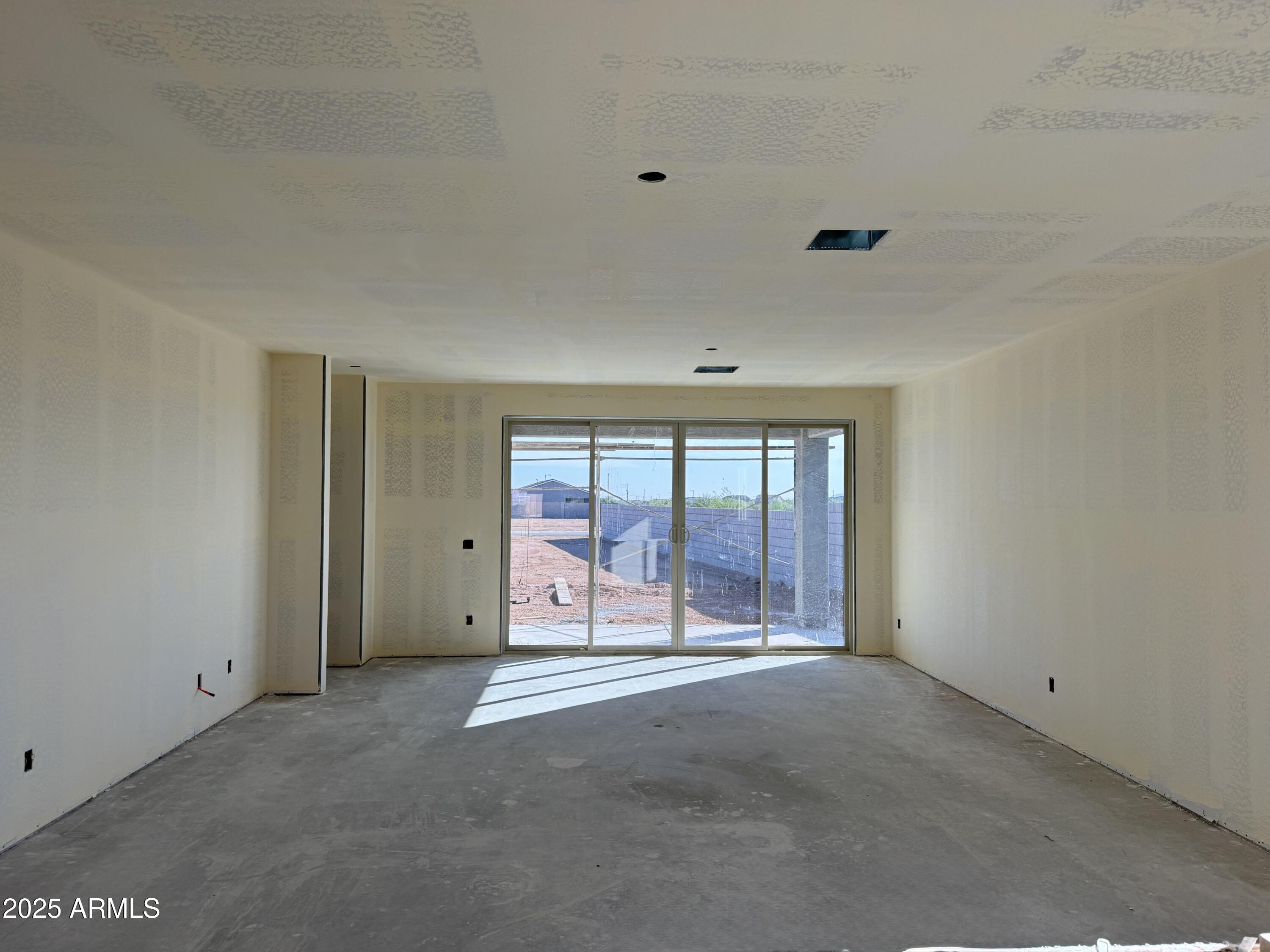 18277 W SOFT WIND Drive