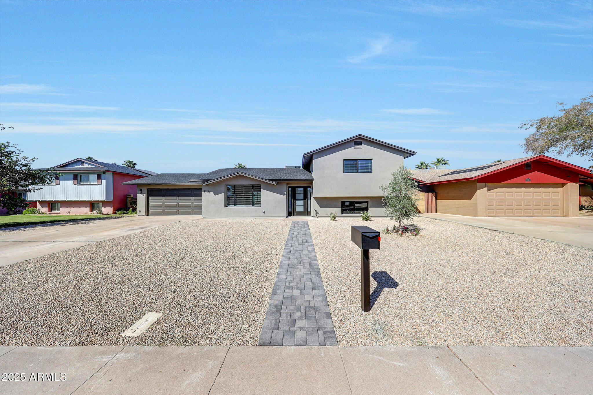 3116 W GELDING Drive