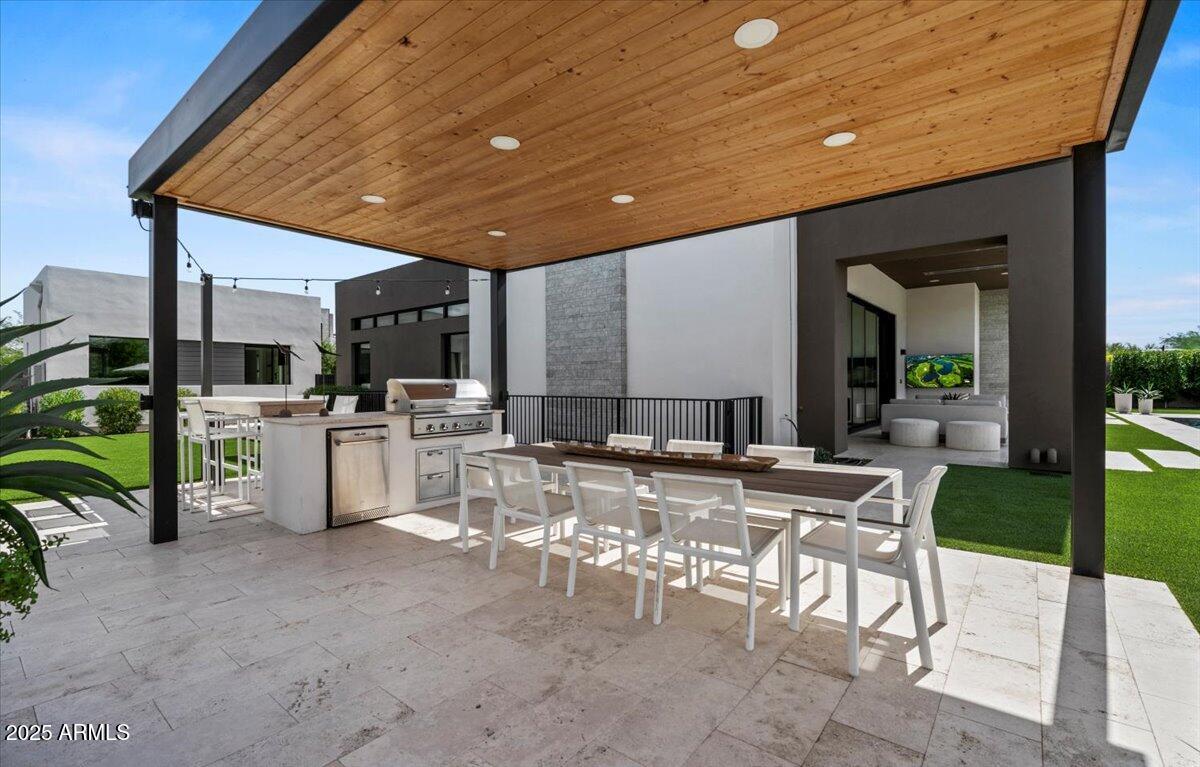 6802 E JOSHUA TREE Lane