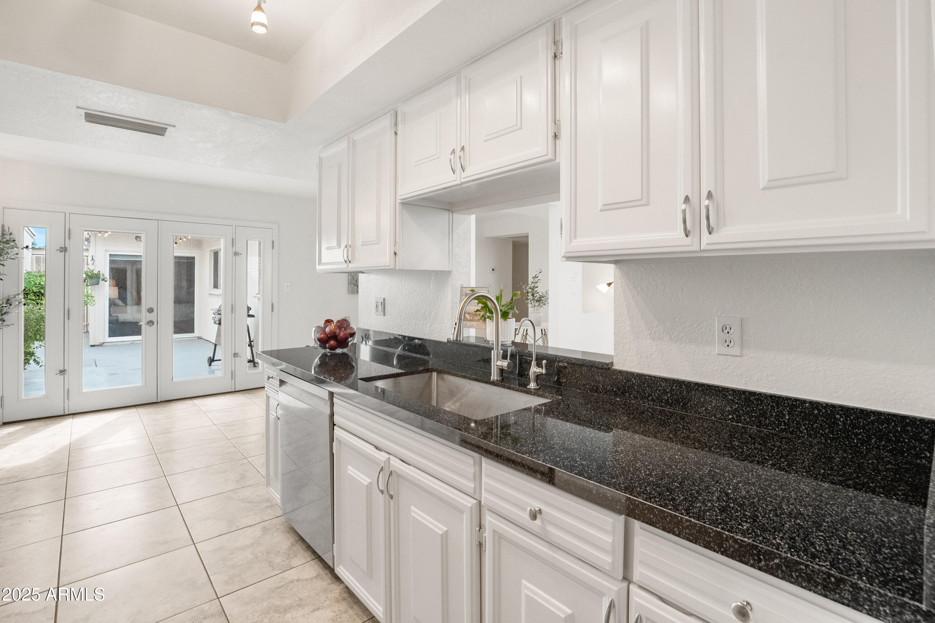 3928 N GRANITE REEF Road, Scottsdale