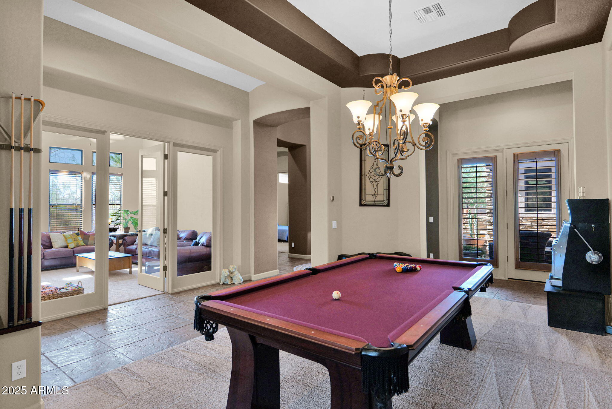 4207 N ARBOLES Circle