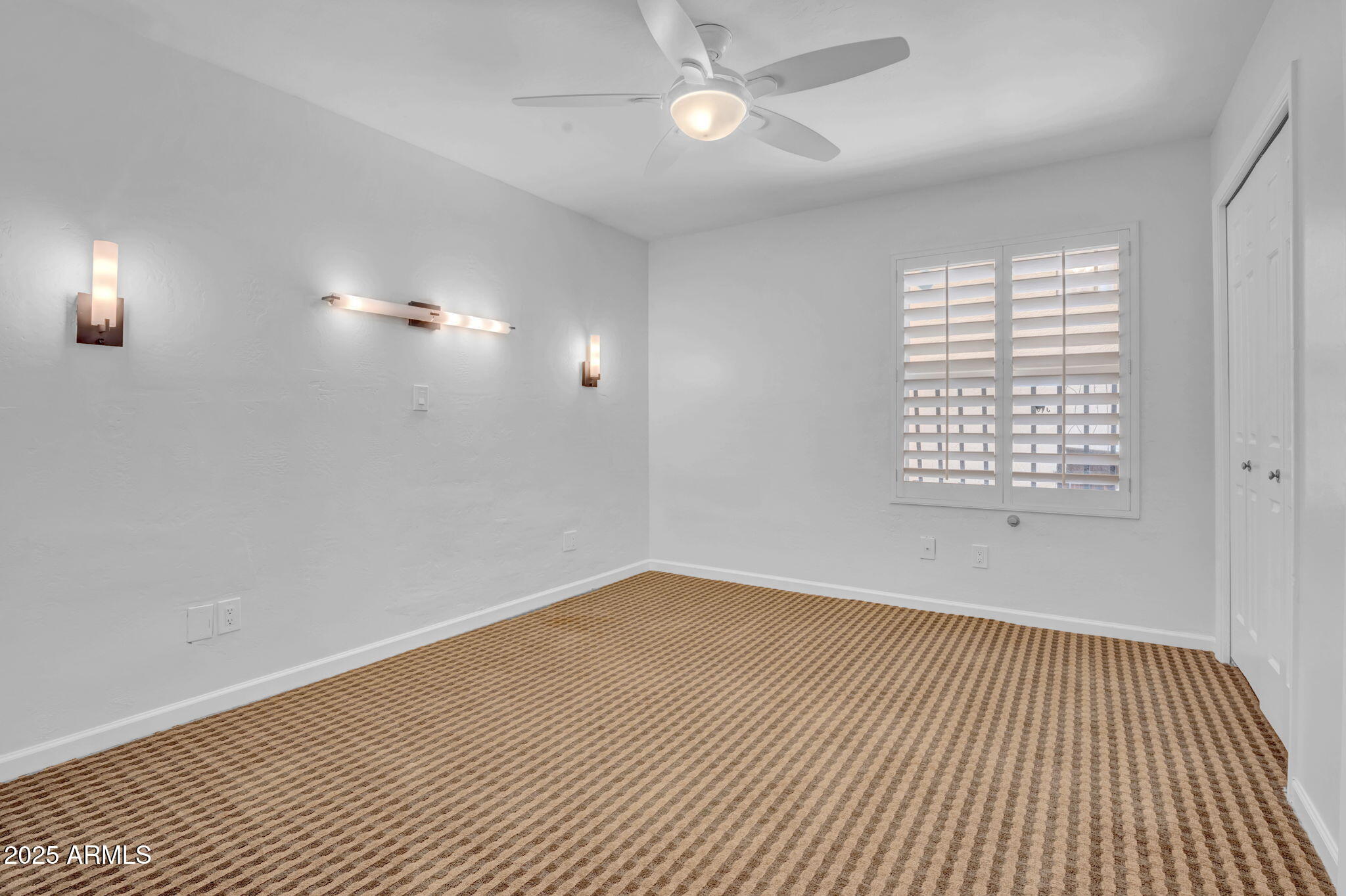 1840 E NICOLET Avenue, Phoenix