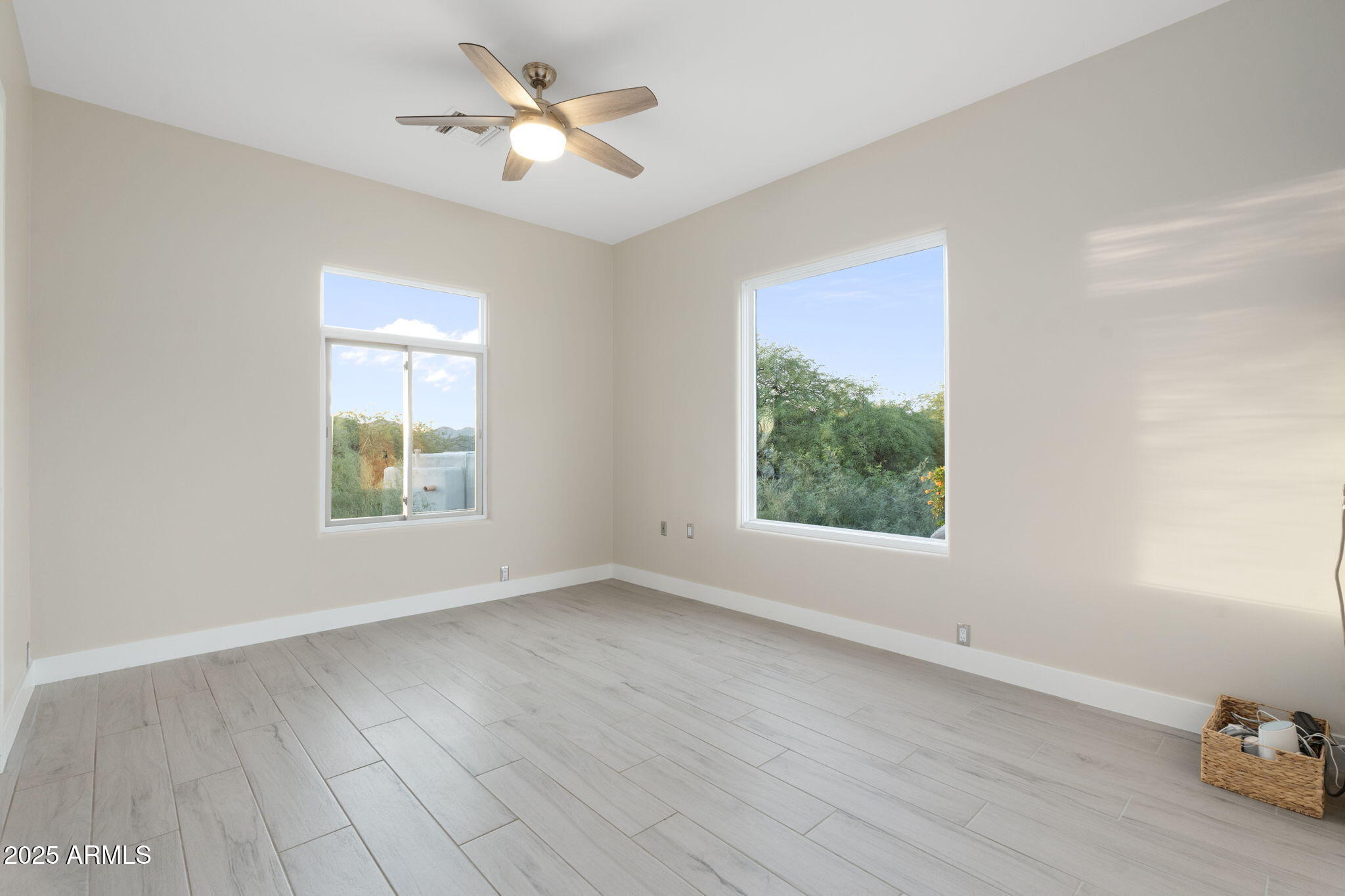 5950 E RESTIN Road, Cave Creek