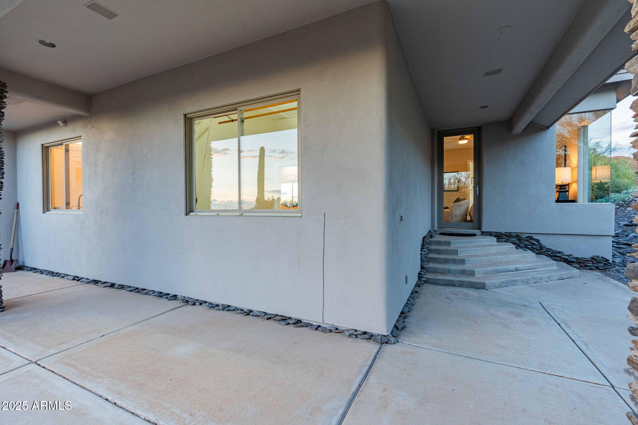 5950 E RESTIN Road, Cave Creek