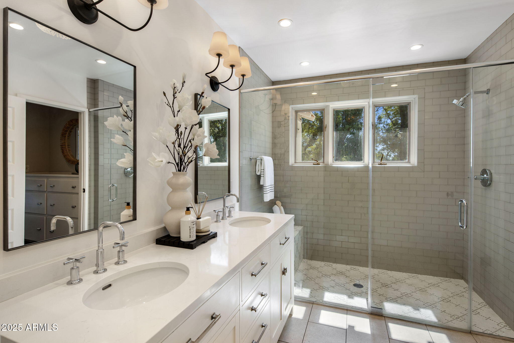 525 W Berridge Lane, Phoenix