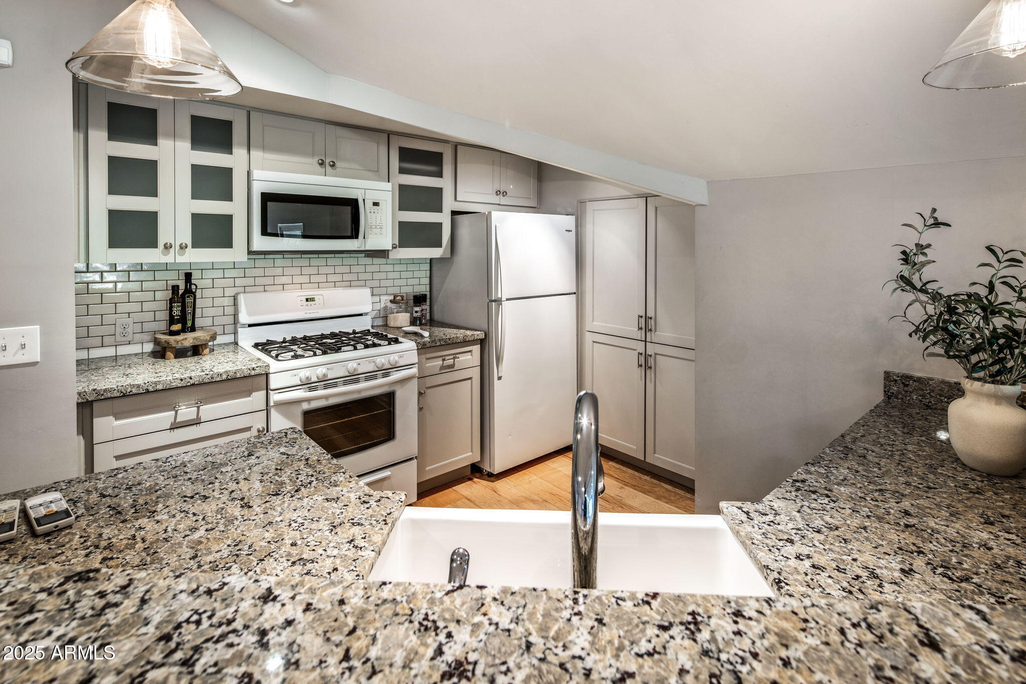 525 W Berridge Lane, Phoenix