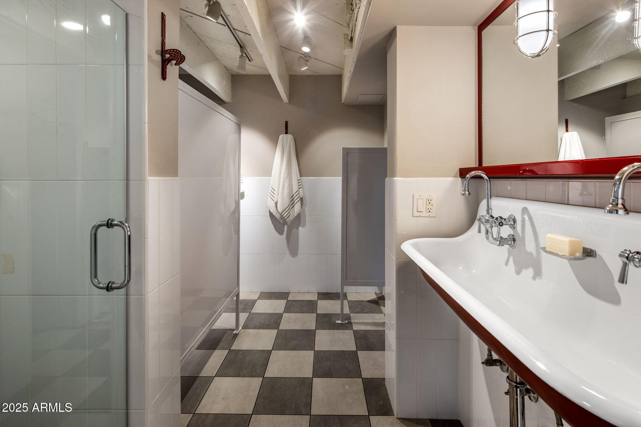 525 W Berridge Lane, Phoenix