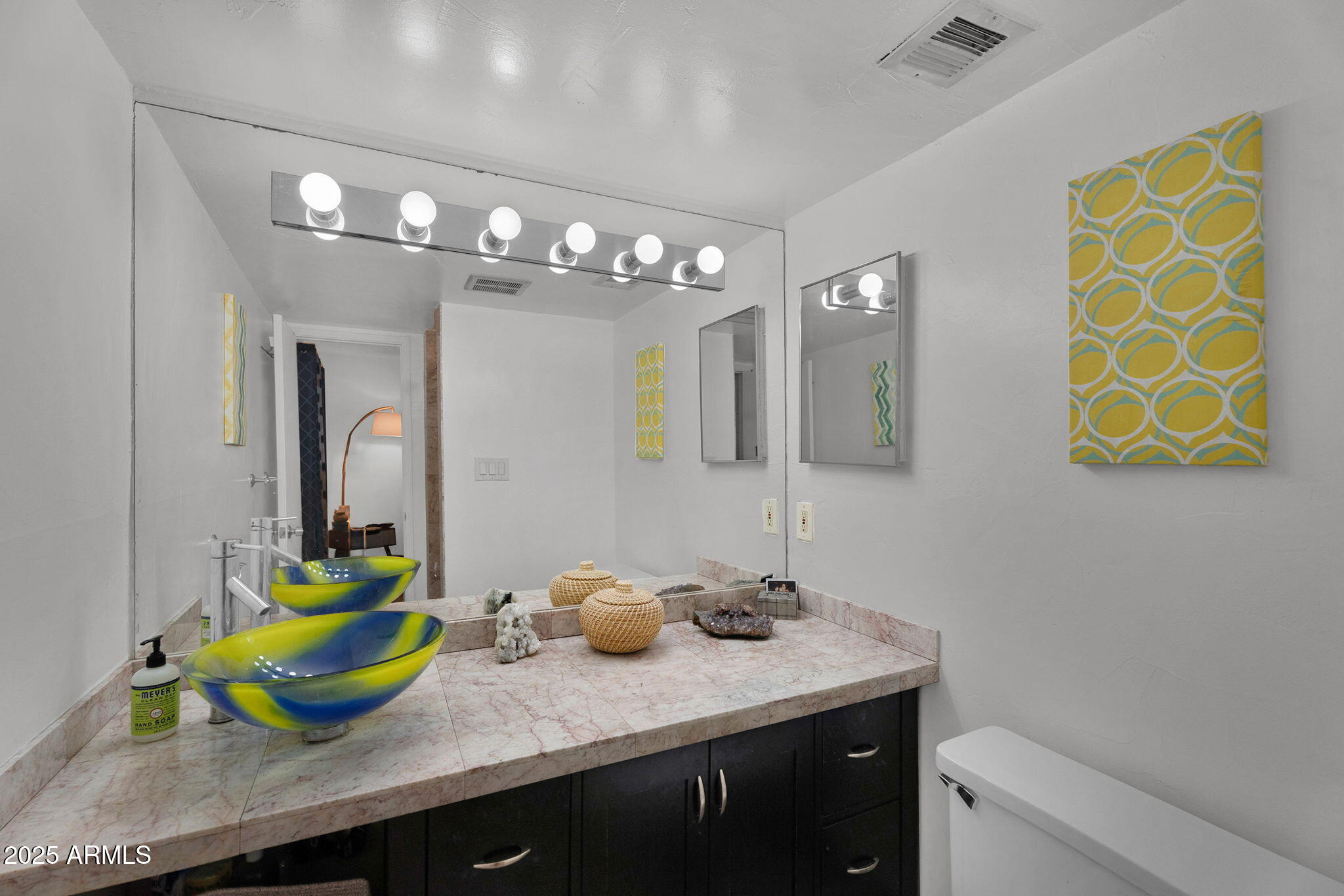 3030 E CLARENDON Avenue, 6, Phoenix Unit: 6