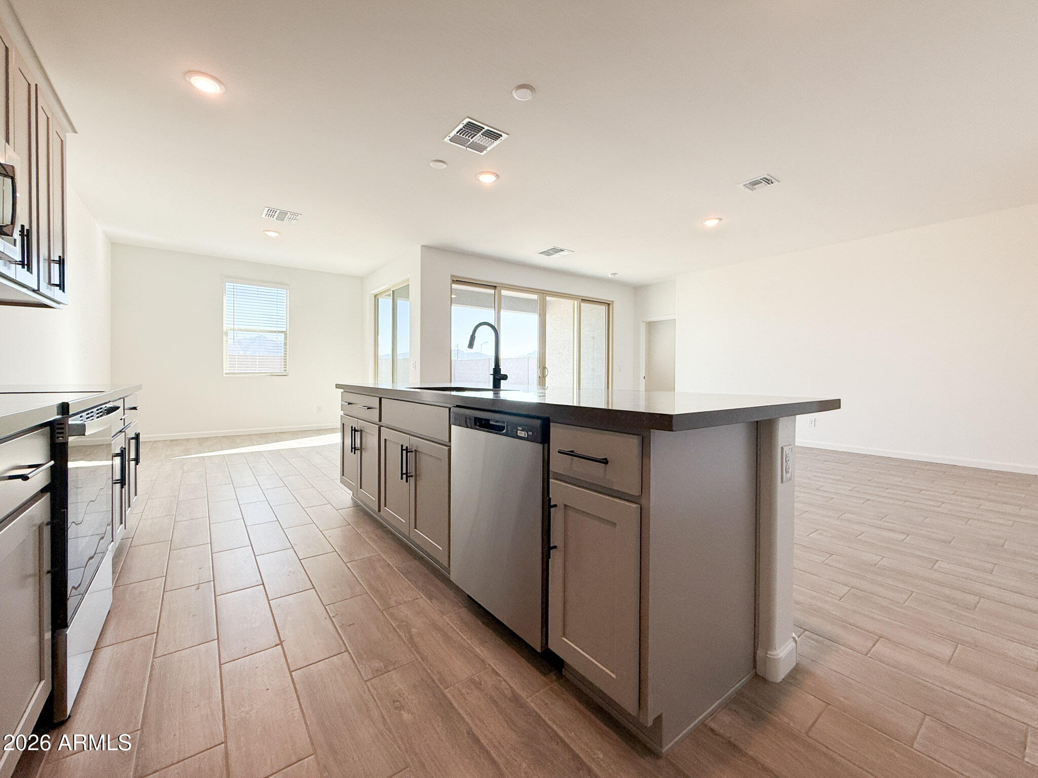 9541 W TAMARISK Avenue, Tolleson