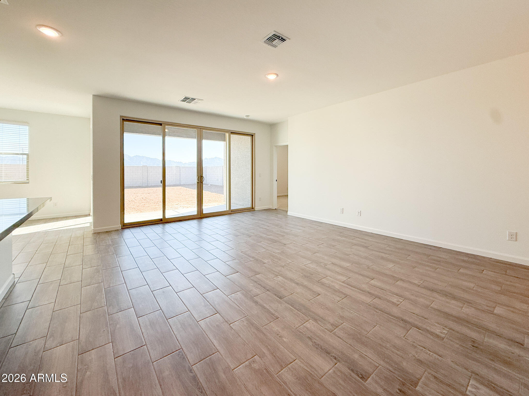 9541 W TAMARISK Avenue, Tolleson