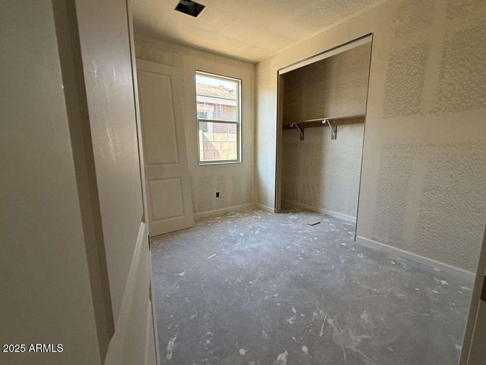 9616 W TAMARISK Avenue, Tolleson