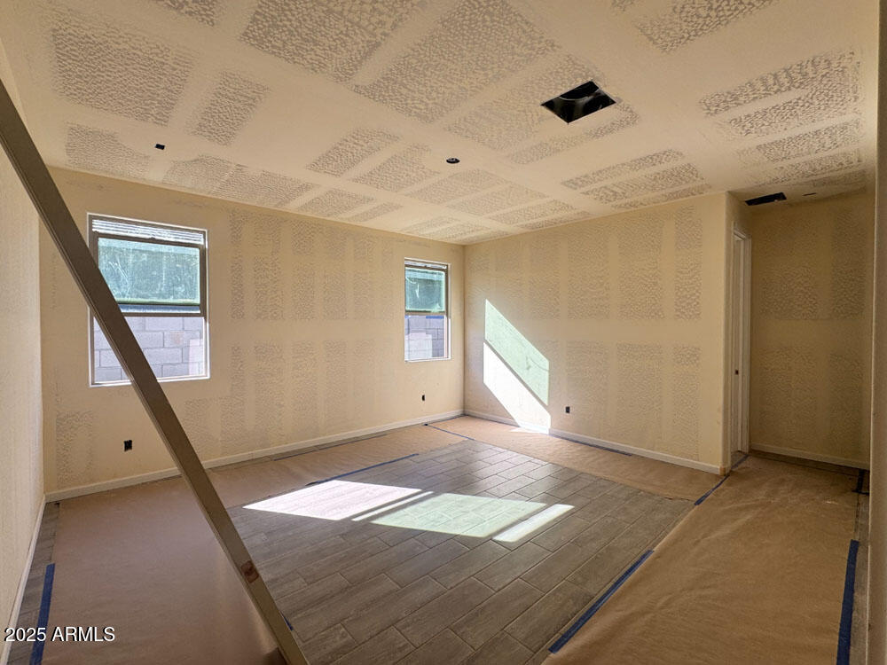 15728 W CAMDEN Avenue, Waddell