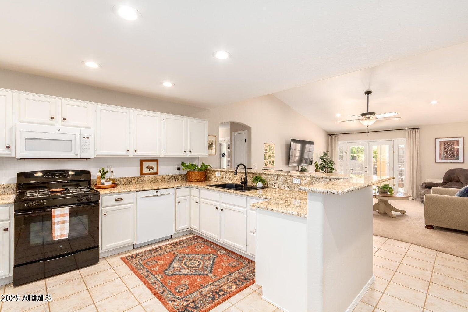 6361 W GROVERS Avenue, Glendale