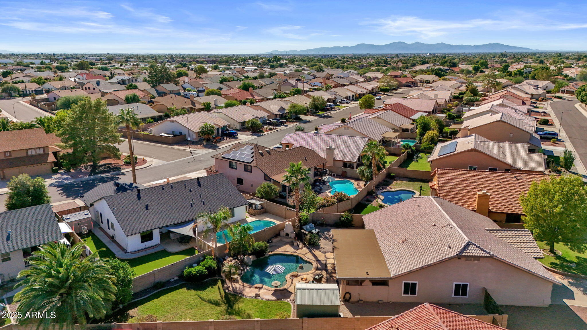 6361 W GROVERS Avenue, Glendale