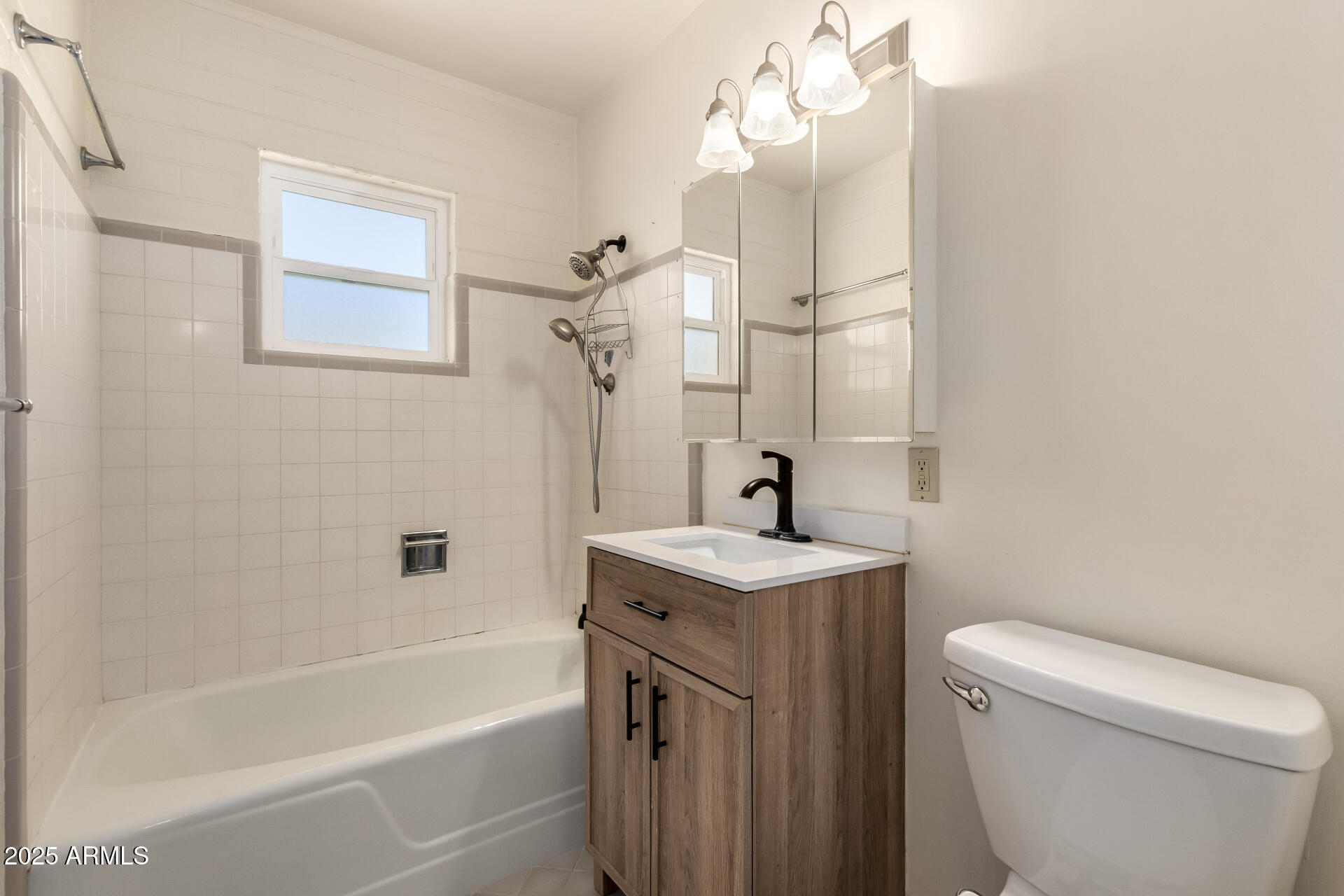 875 W PALO VERDE Drive