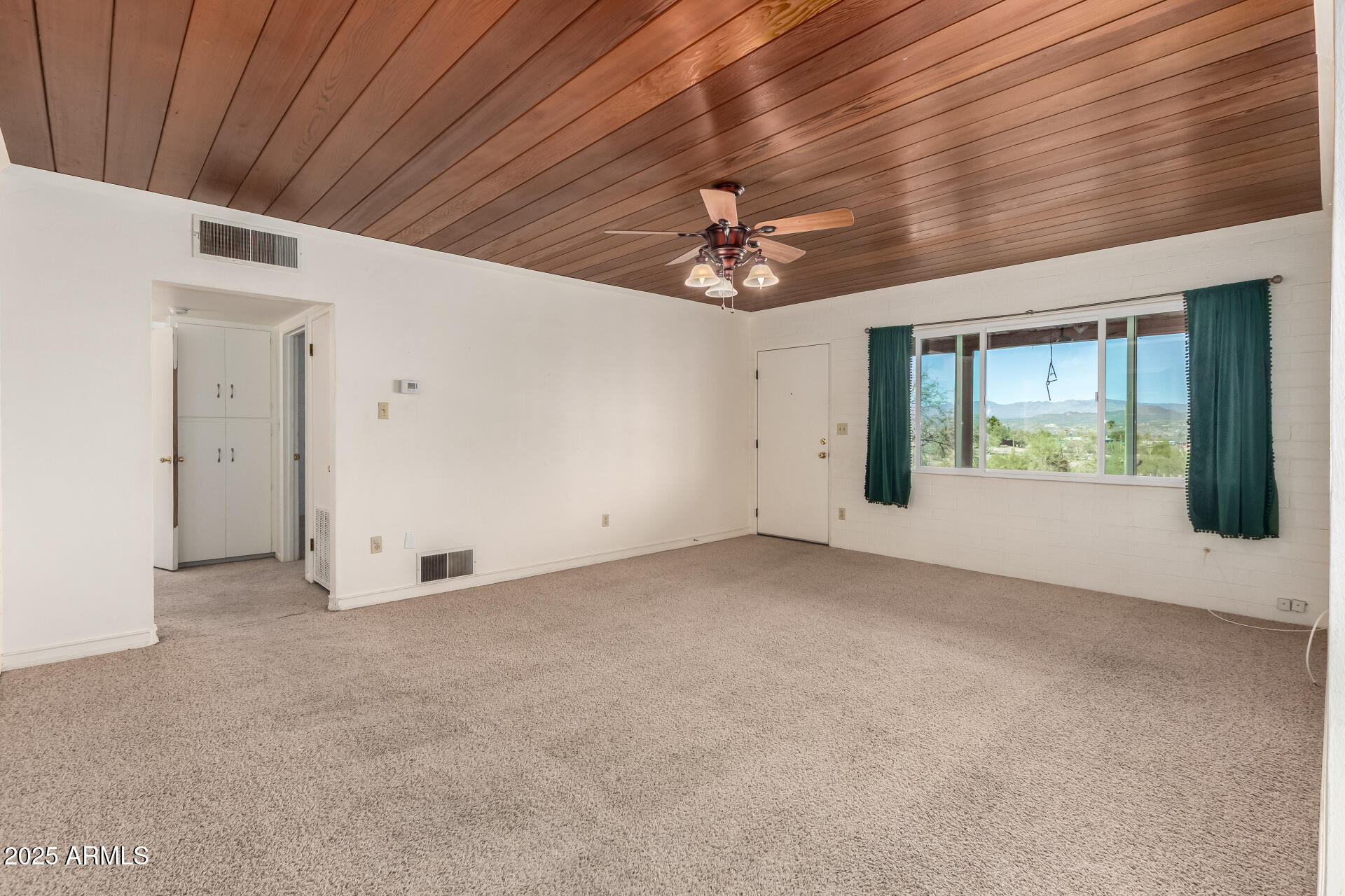 875 W PALO VERDE Drive