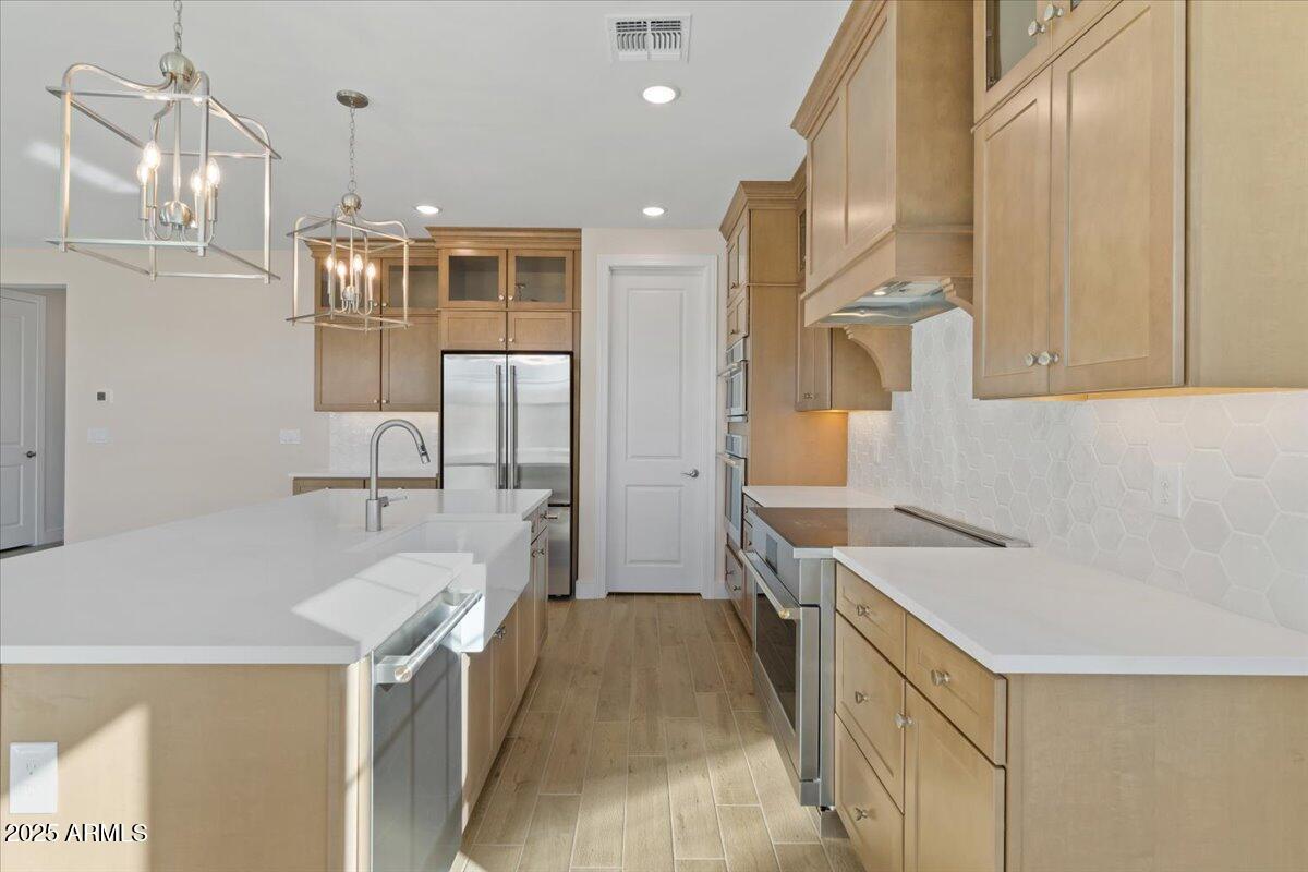 2431 W LOS ARBOLES Place, Chandler