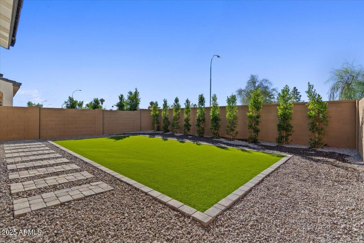 2431 W LOS ARBOLES Place, Chandler