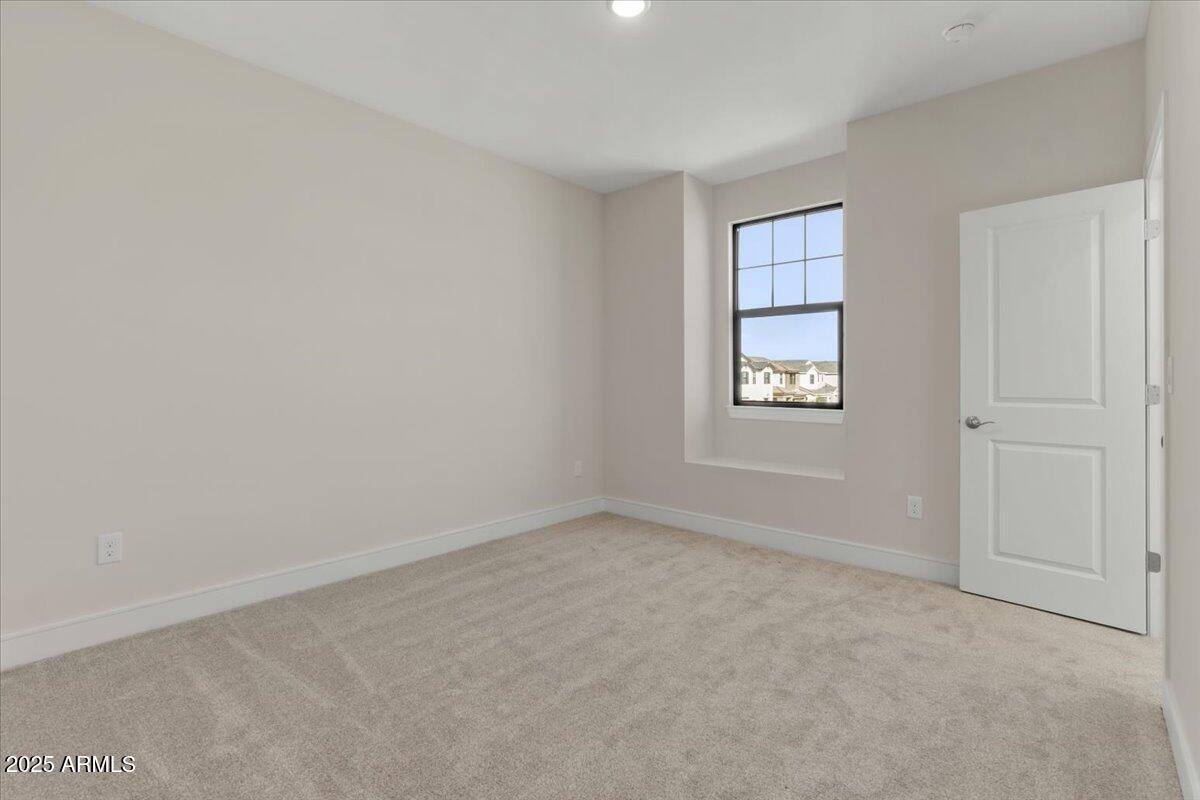 2431 W LOS ARBOLES Place, Chandler