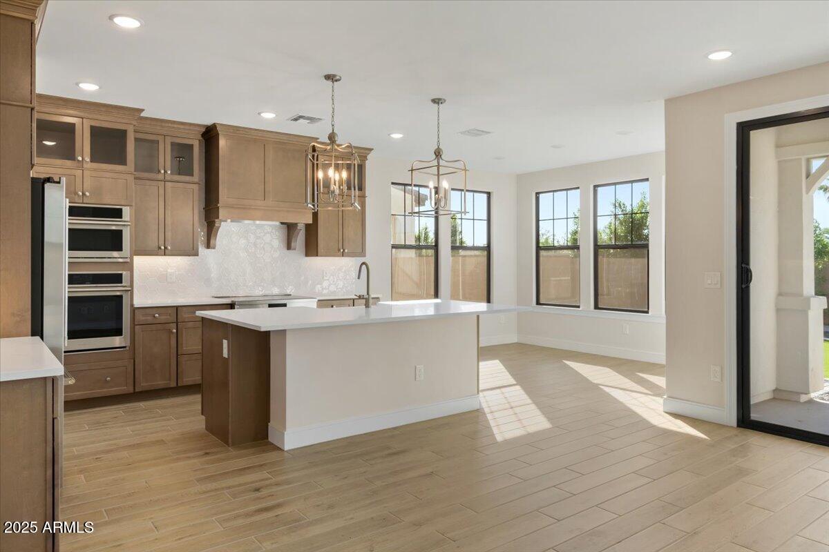 2431 W LOS ARBOLES Place, Chandler