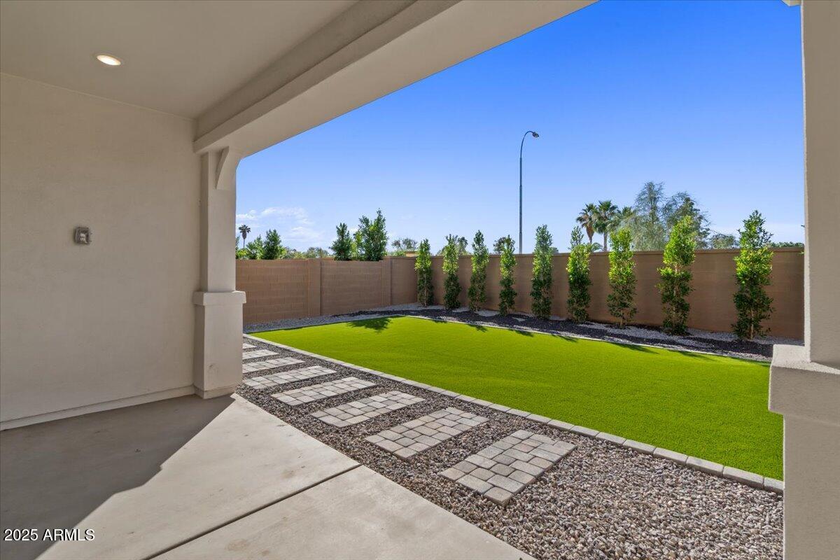 2431 W LOS ARBOLES Place, Chandler