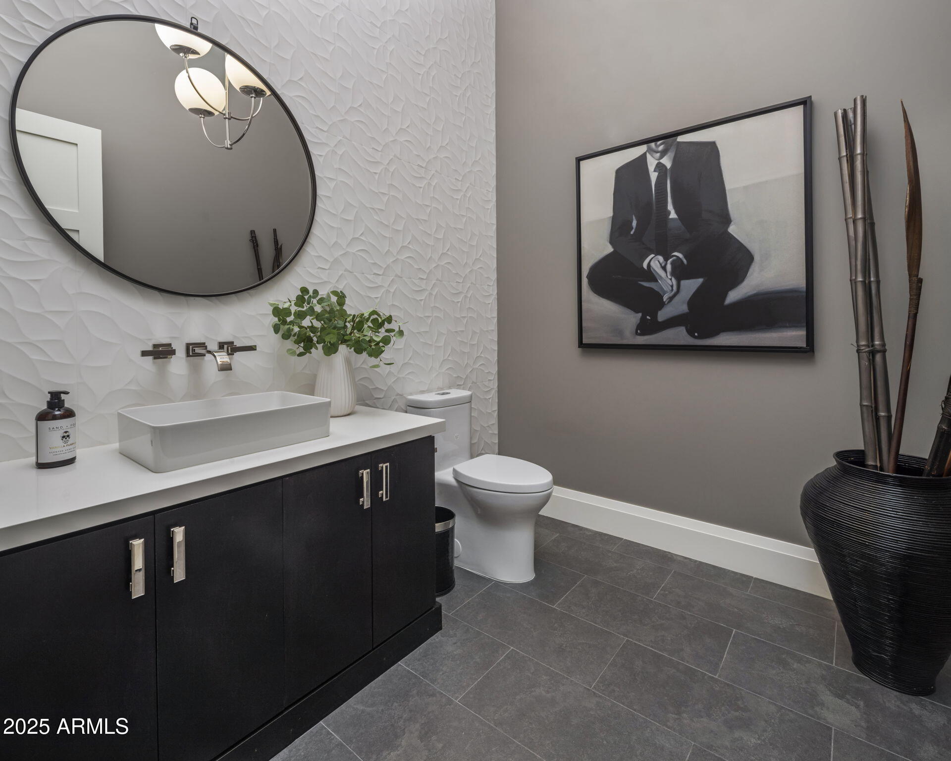 10284 E RUNNING DEER Trail