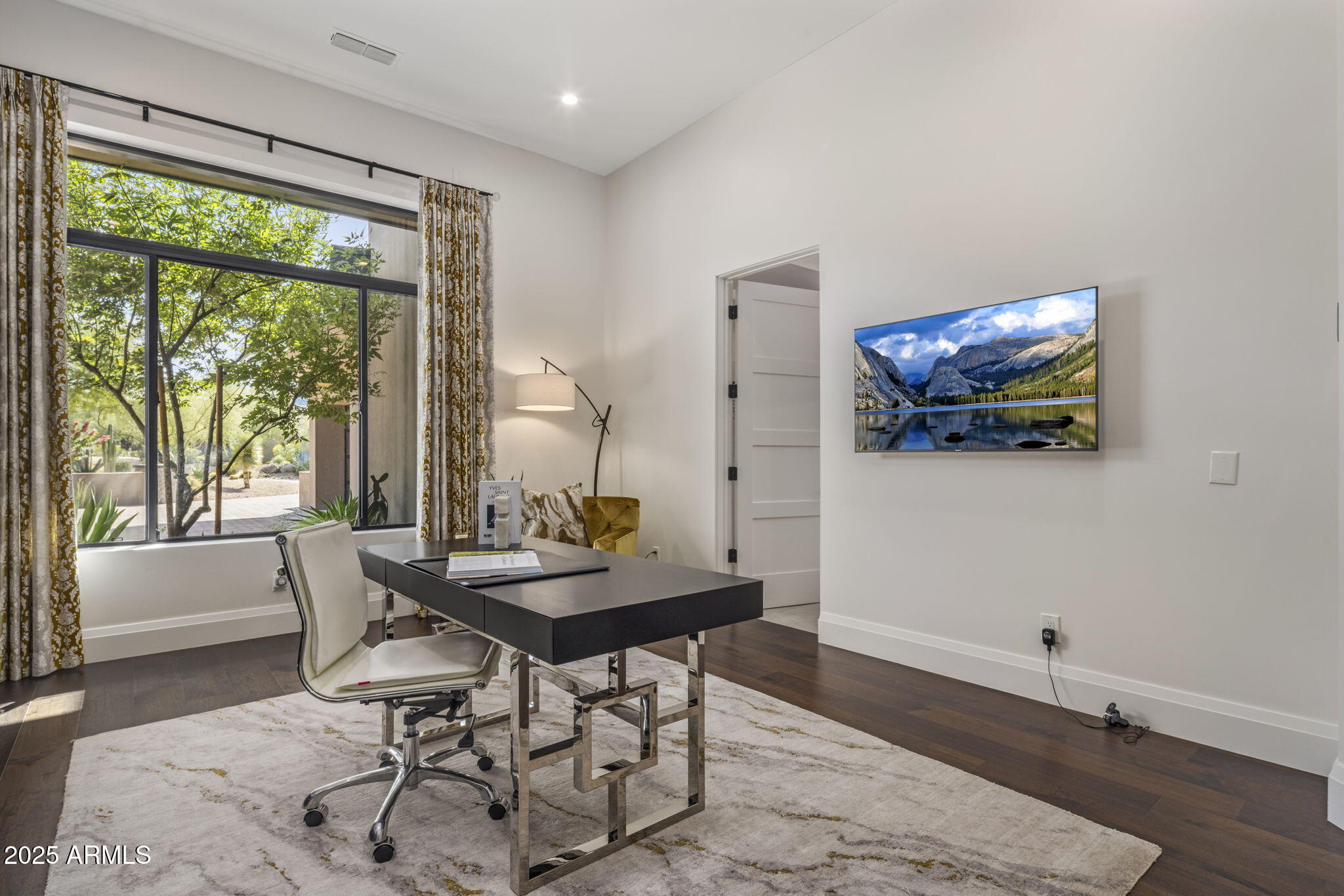 10284 E RUNNING DEER Trail