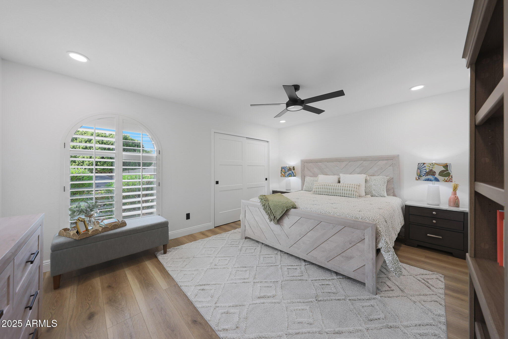 8725 E SAN MARINO Drive, Scottsdale