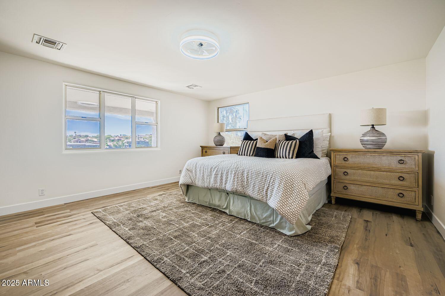 15731 E SYCAMORE Drive