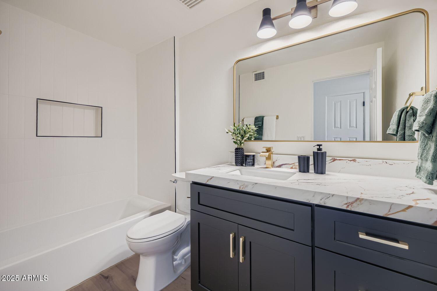 15731 E SYCAMORE Drive