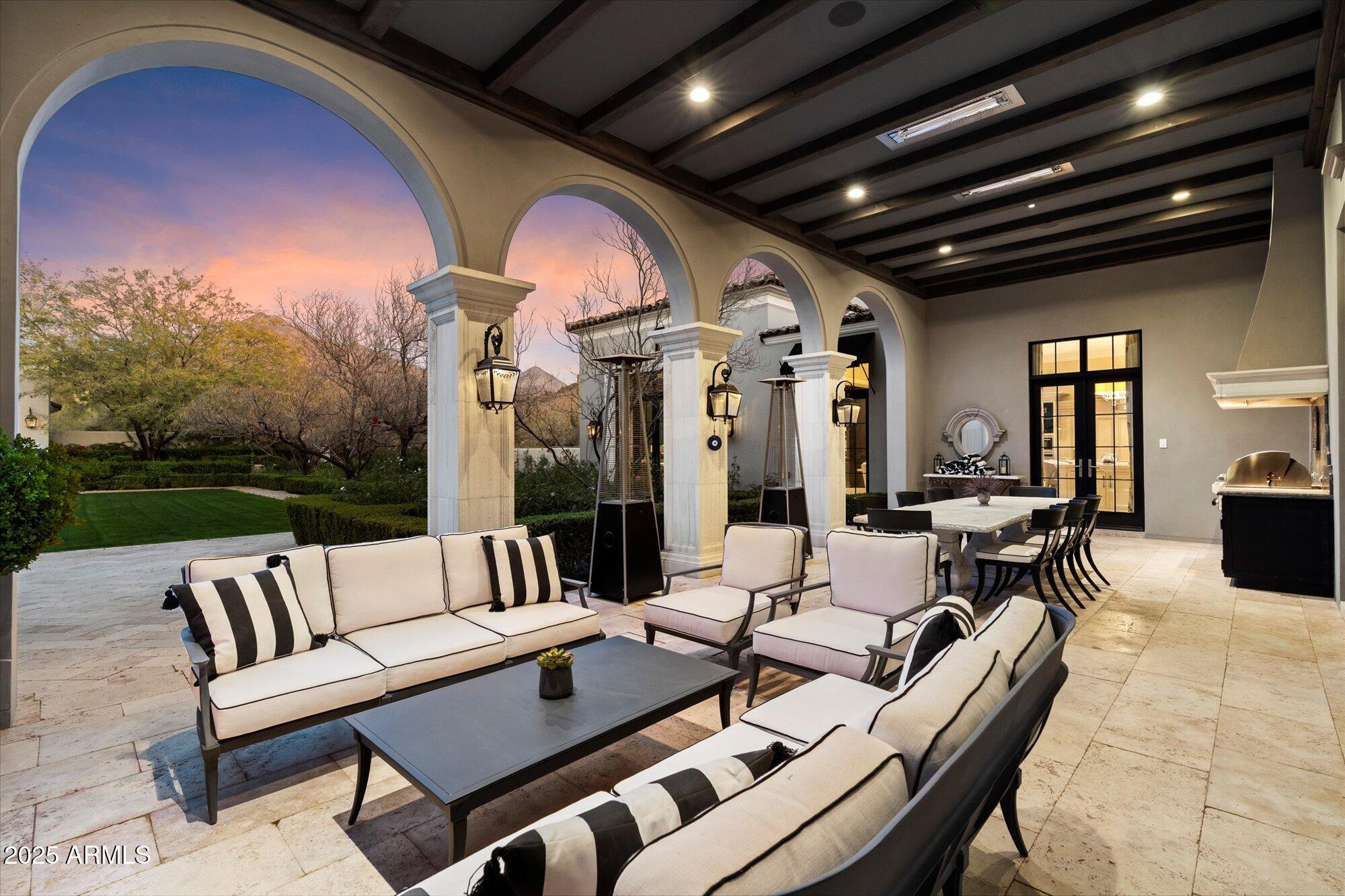 10244 E HUALAPAI Drive