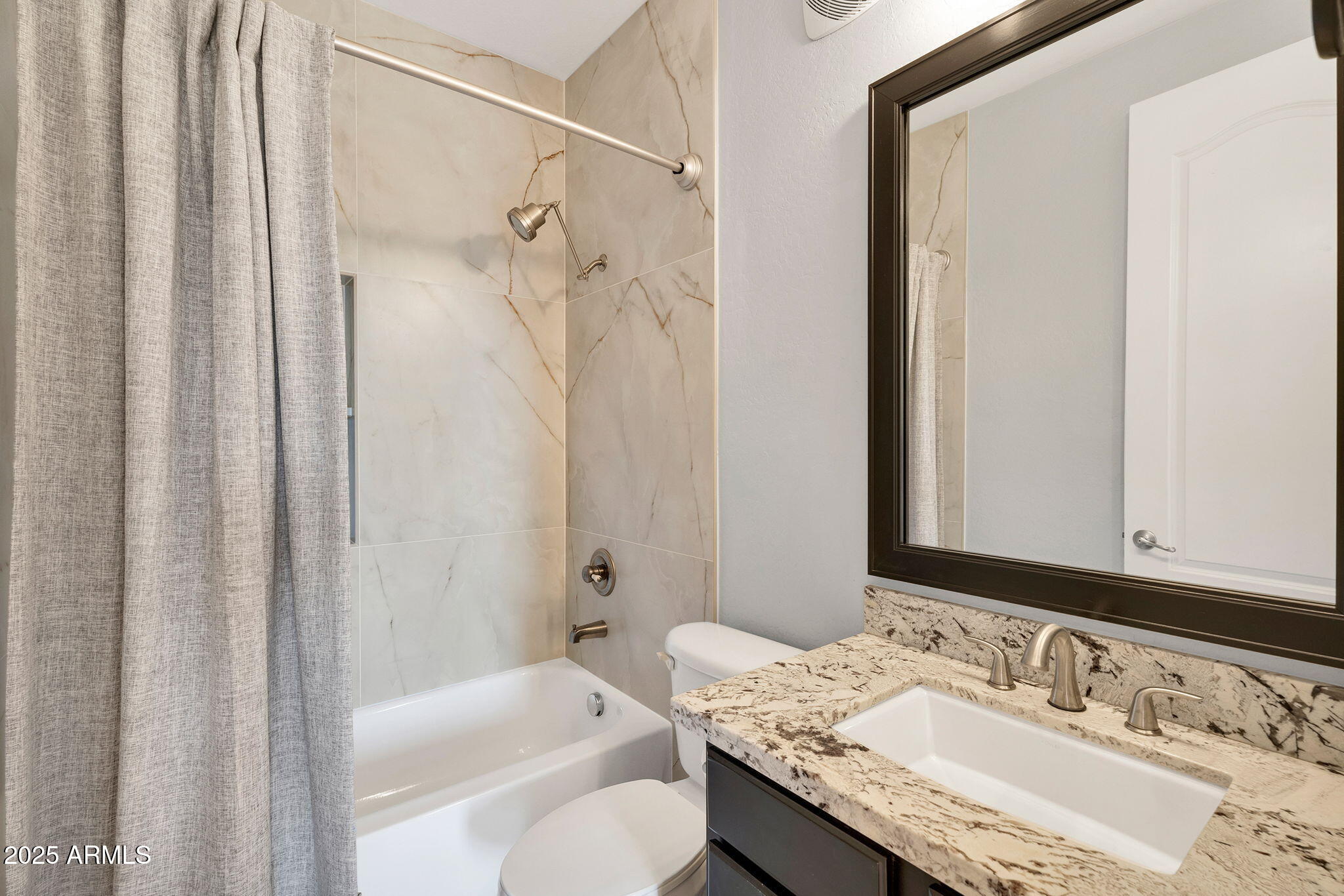 2446 E ROMA Avenue, Phoenix