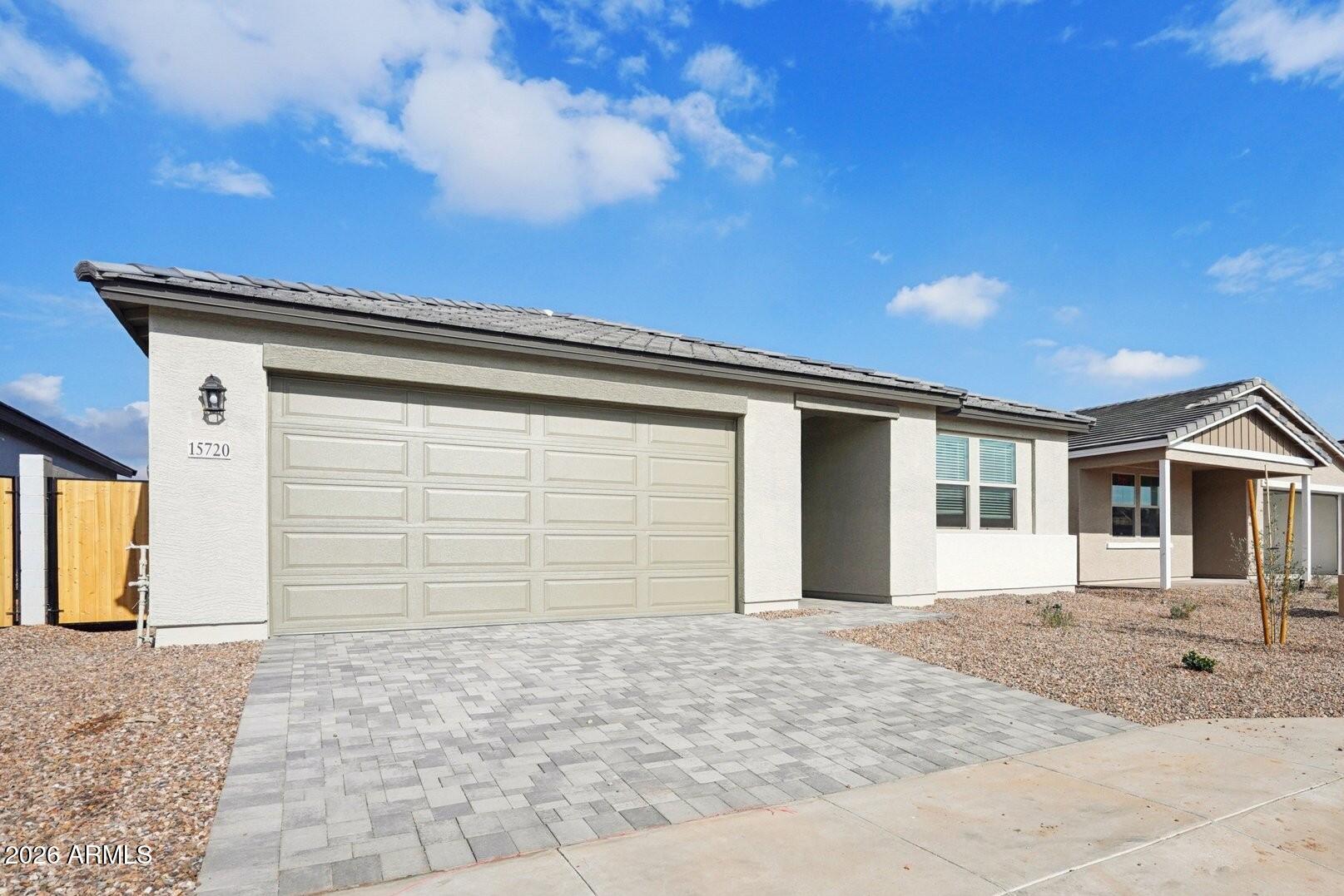 15720 W CAMDEN Avenue, Waddell