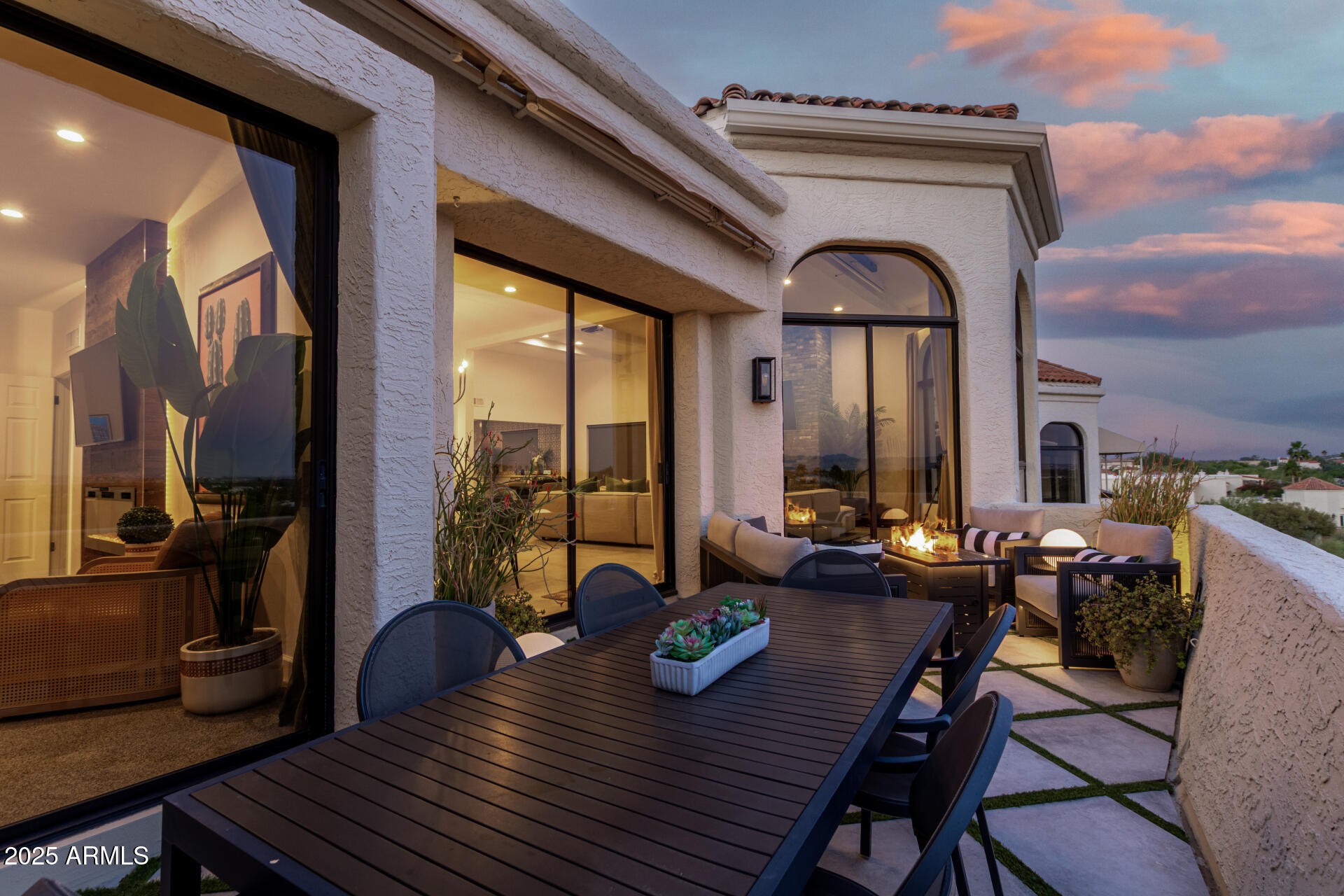 3800 E LINCOLN Drive, 23