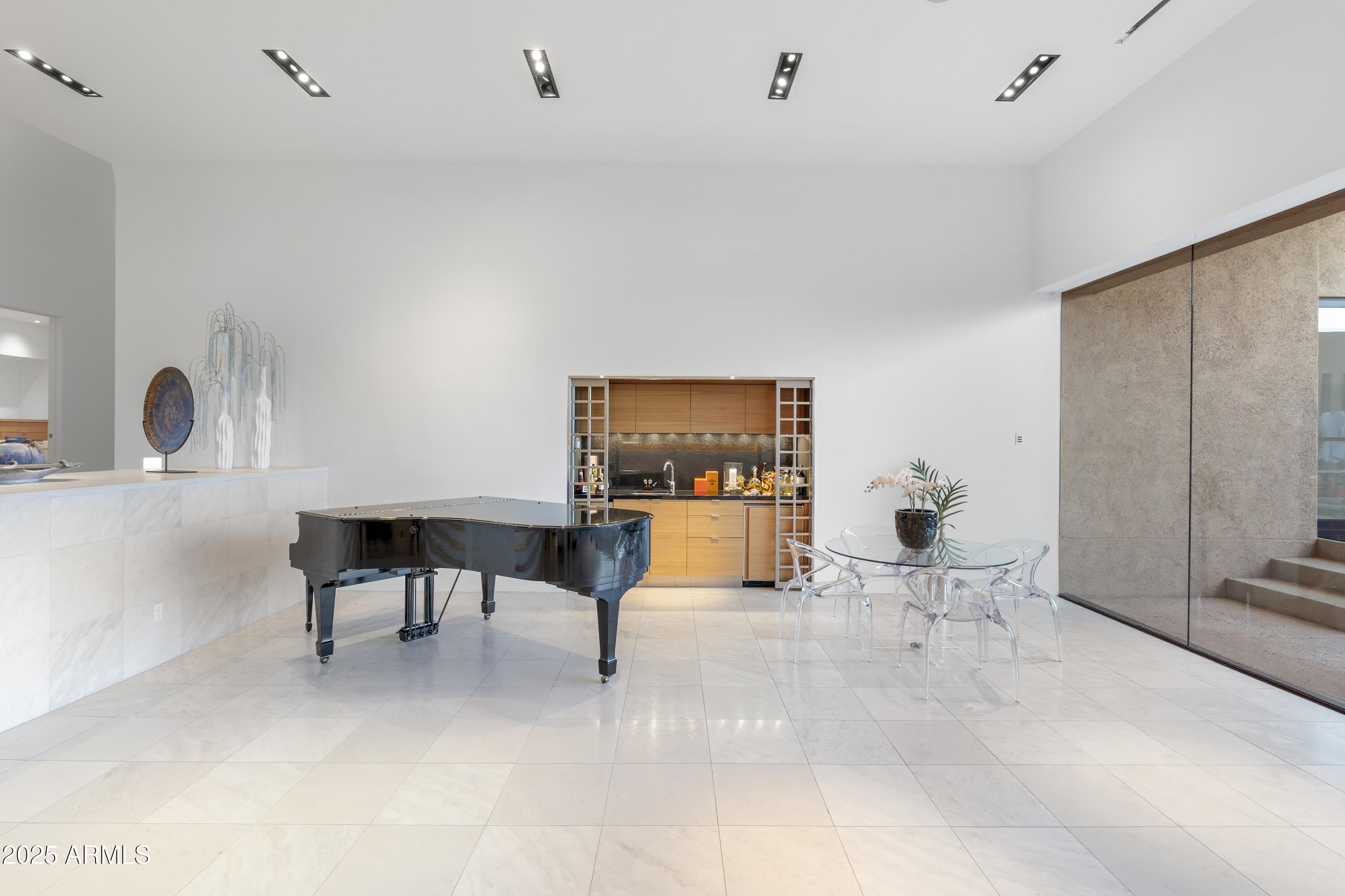 9191 E HAPPY HOLLOW Drive