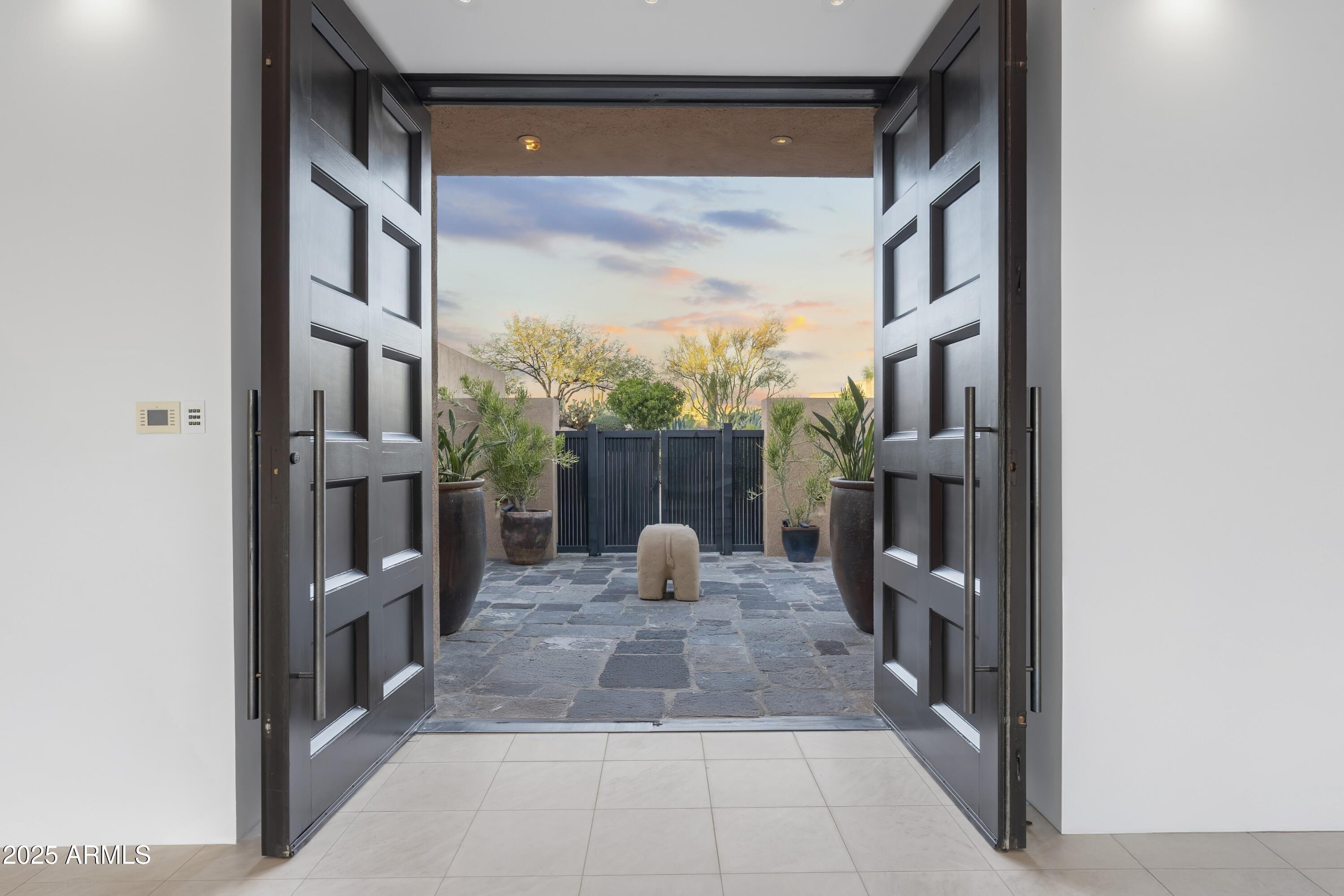 9191 E HAPPY HOLLOW Drive