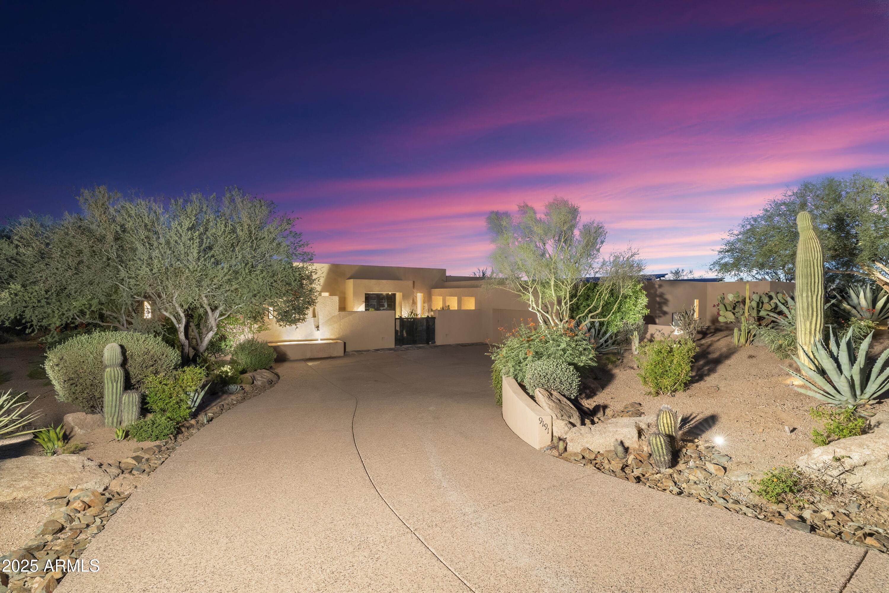 9191 E HAPPY HOLLOW Drive