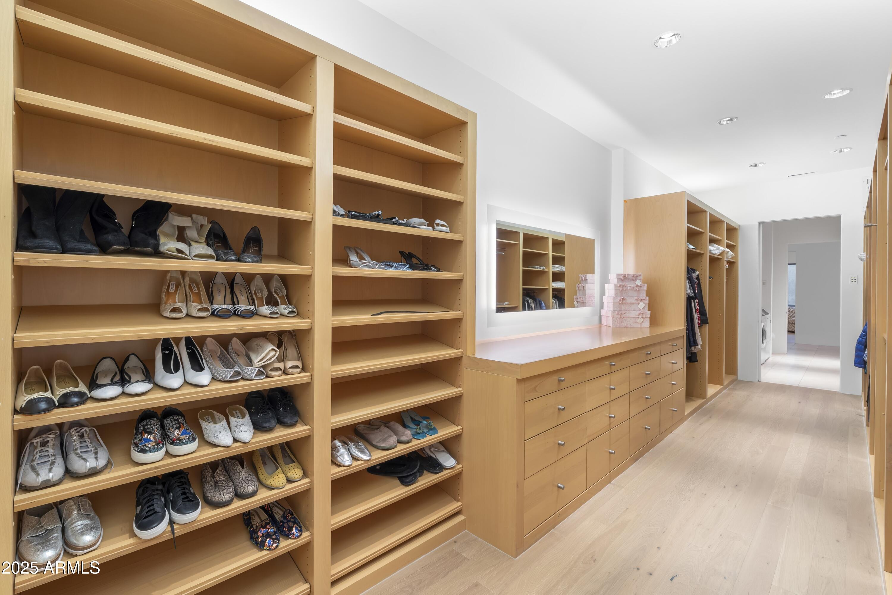 9191 E HAPPY HOLLOW Drive