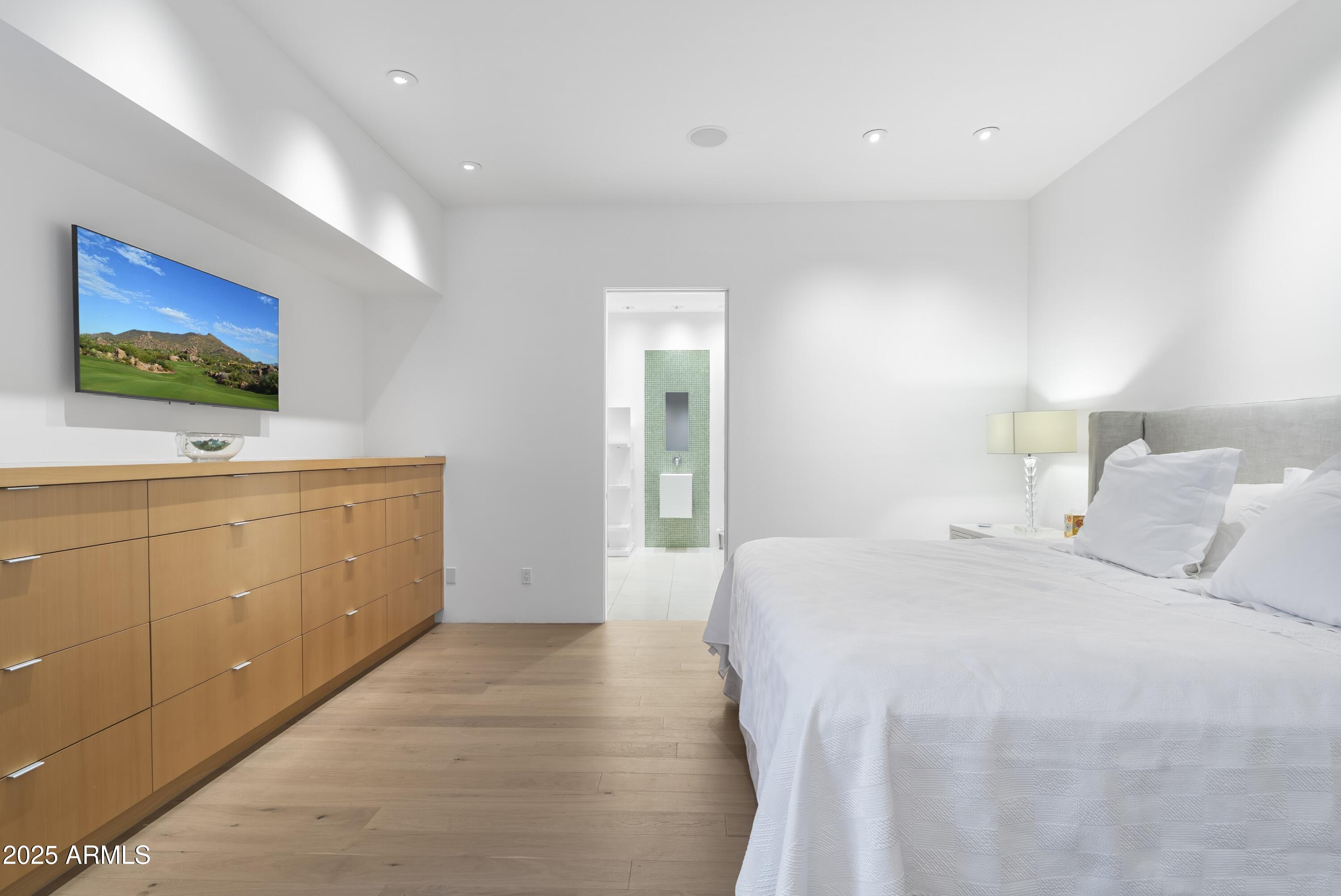 9191 E HAPPY HOLLOW Drive