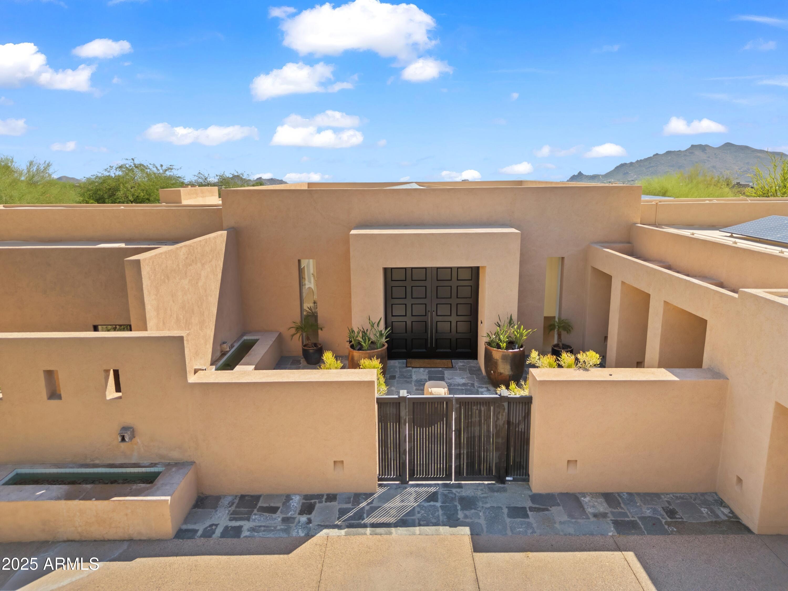 9191 E HAPPY HOLLOW Drive