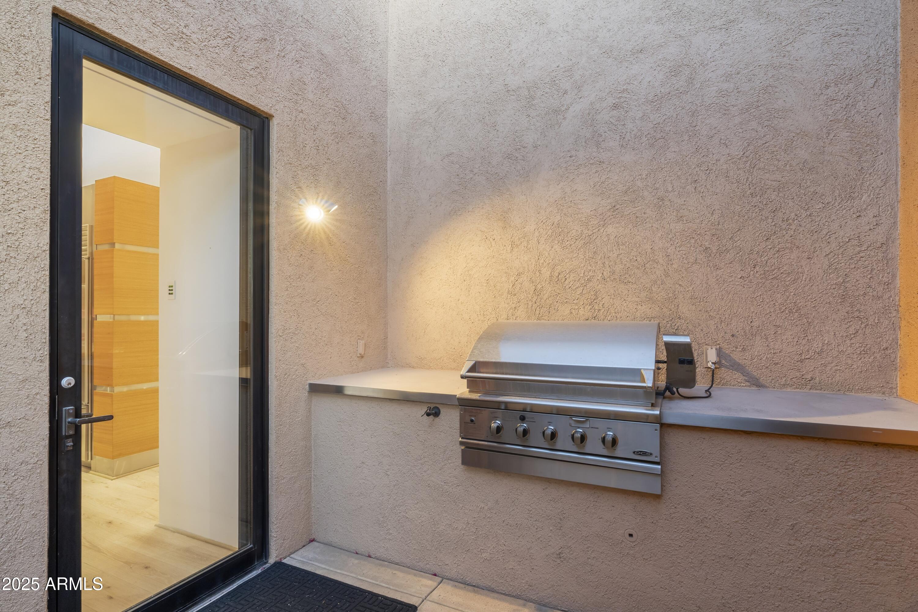 9191 E HAPPY HOLLOW Drive