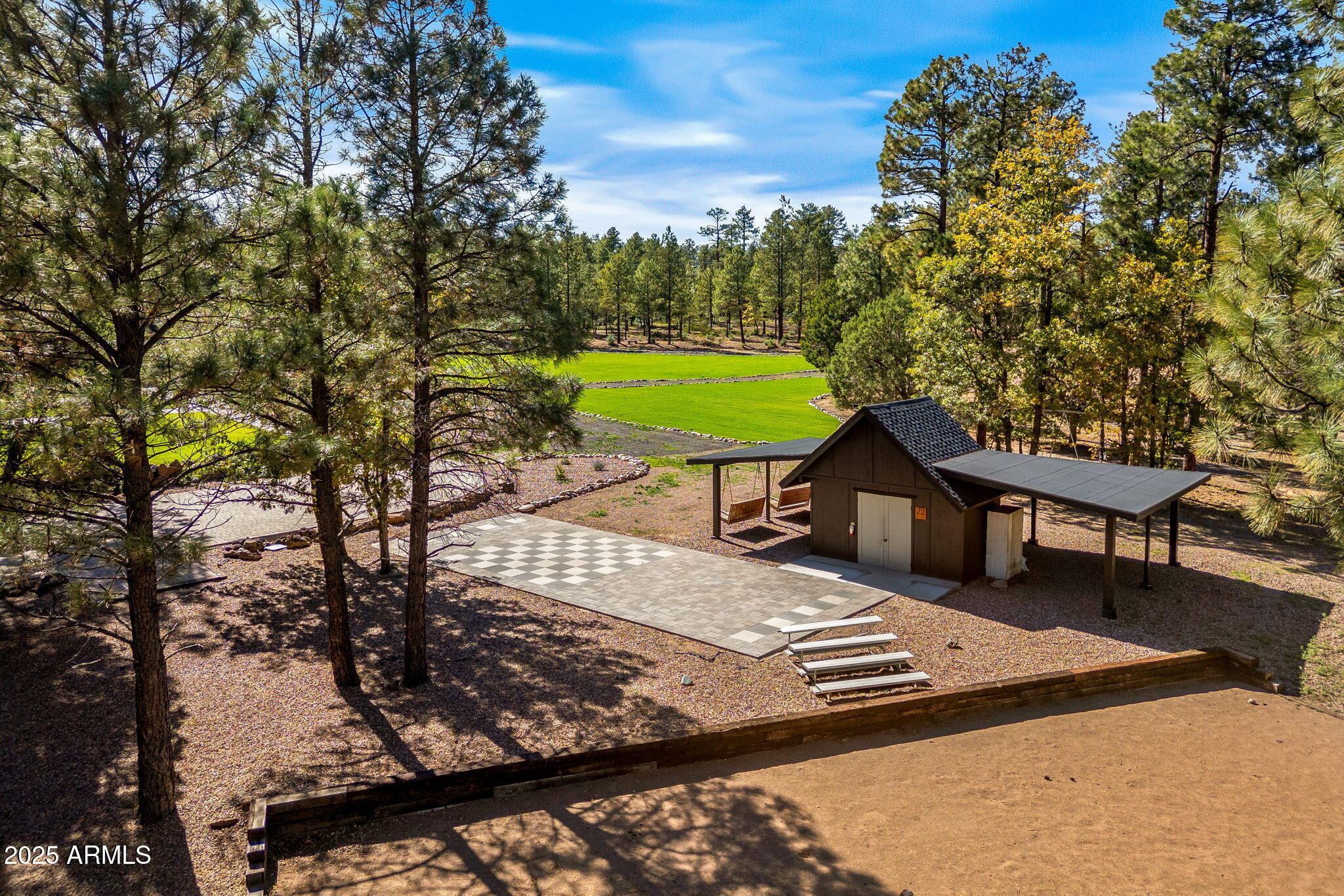 6385 W WHITE MOUNTAIN Boulevard